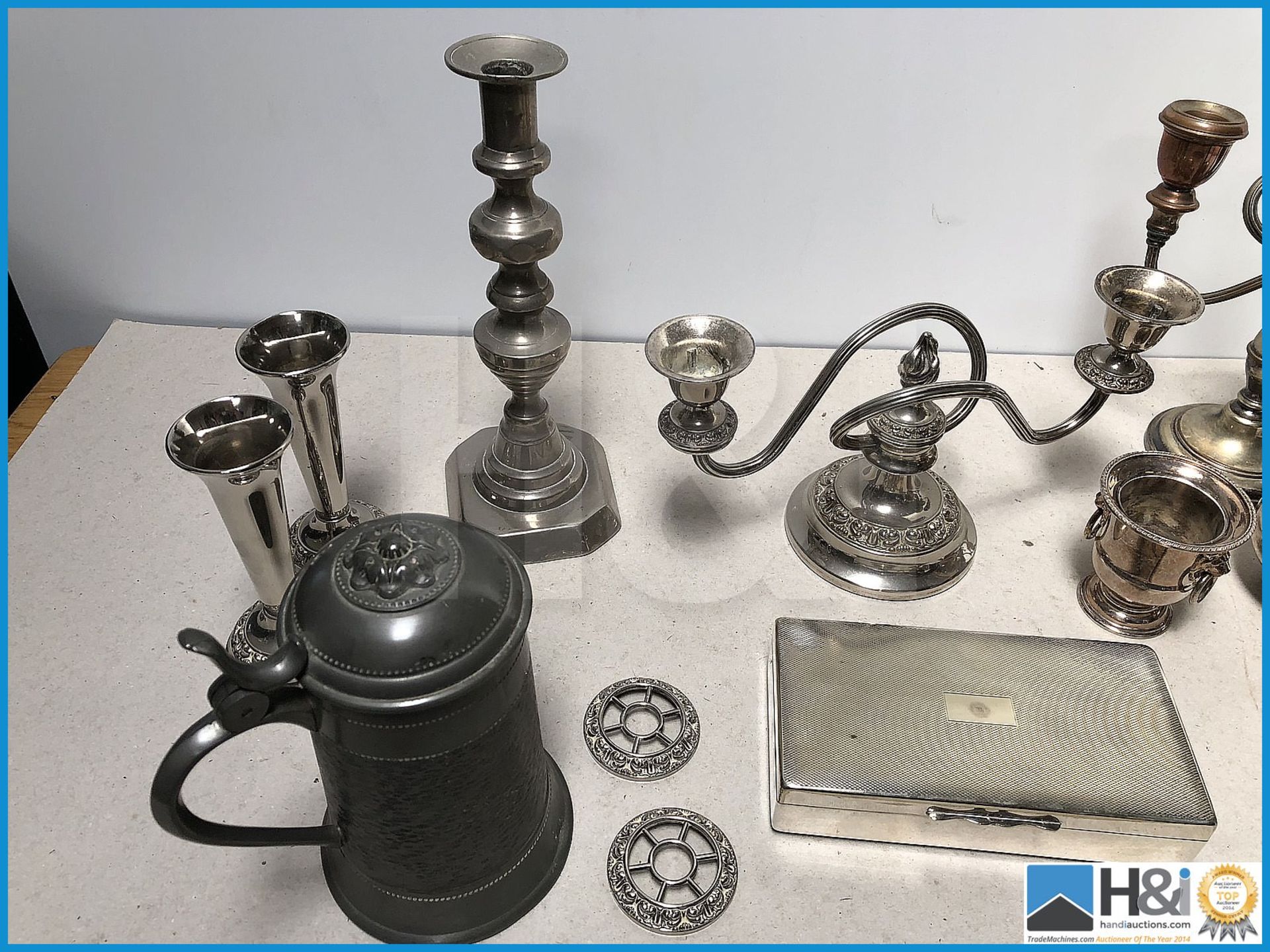 Good lot of mixed silver plate and metal ware. - Image 2 of 4