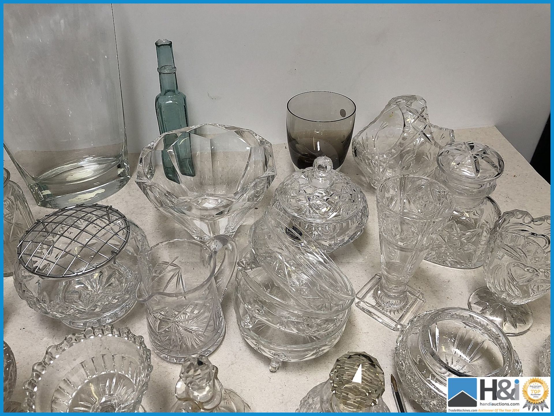 Lot of glassware. - Image 4 of 6