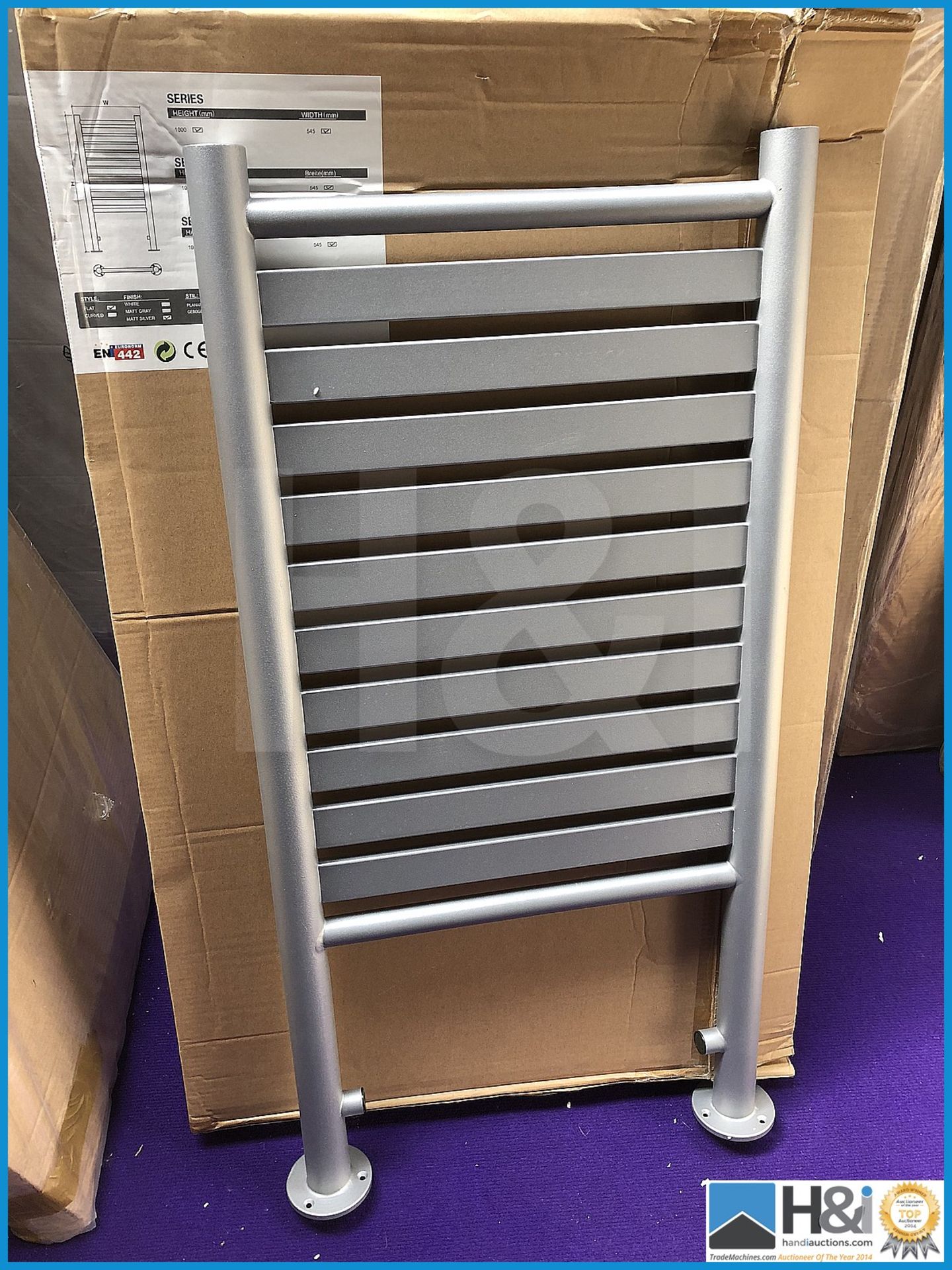 Designer matt silver flat radiator 1000x545 .New and boxed. Suggested Manufacturers Selling Price Ea