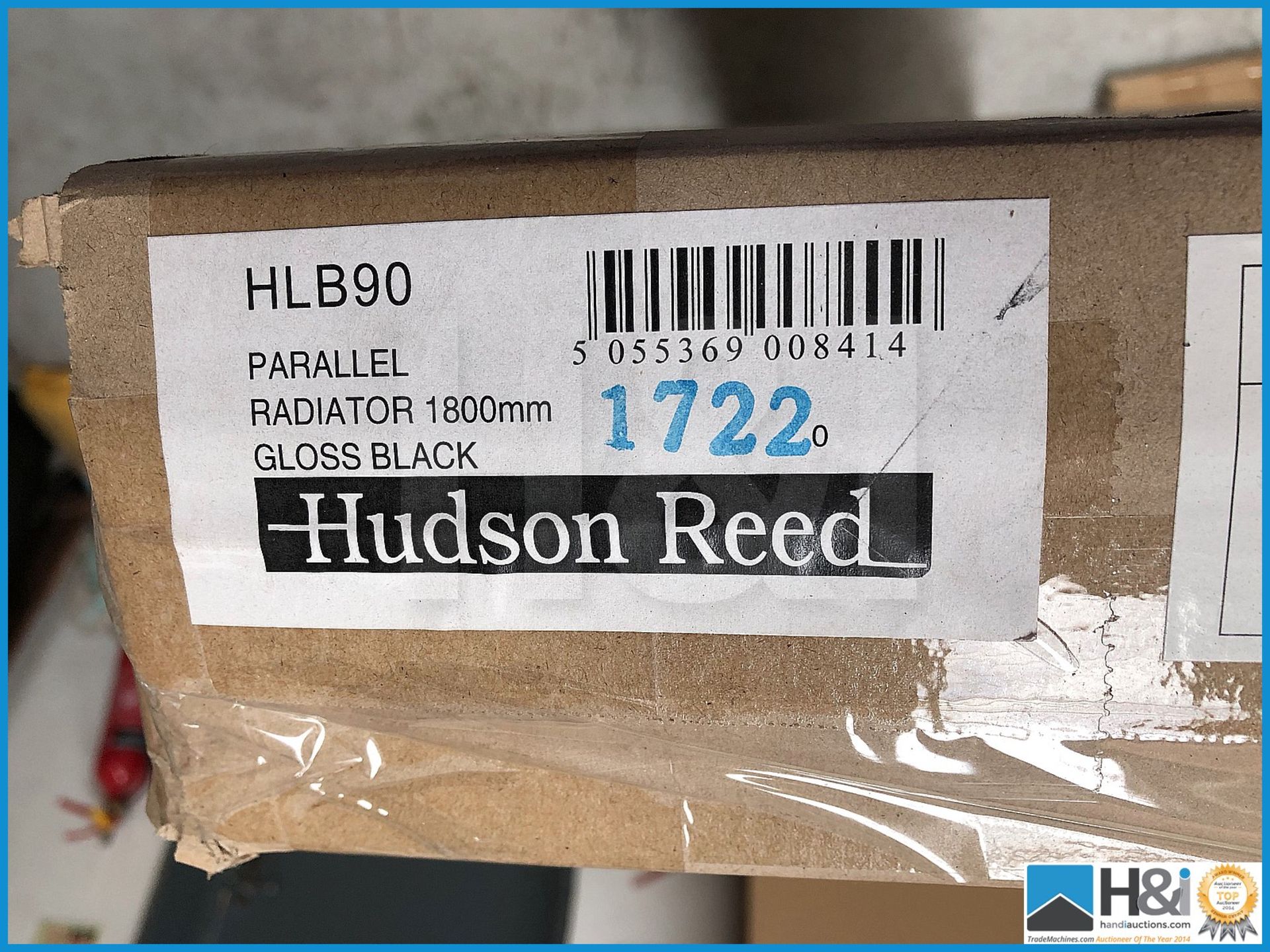 Hudson Reed HLB90 Parallel radiator in gloss black 1800x300 - New and boxed. Suggested Manufacturers - Image 2 of 2