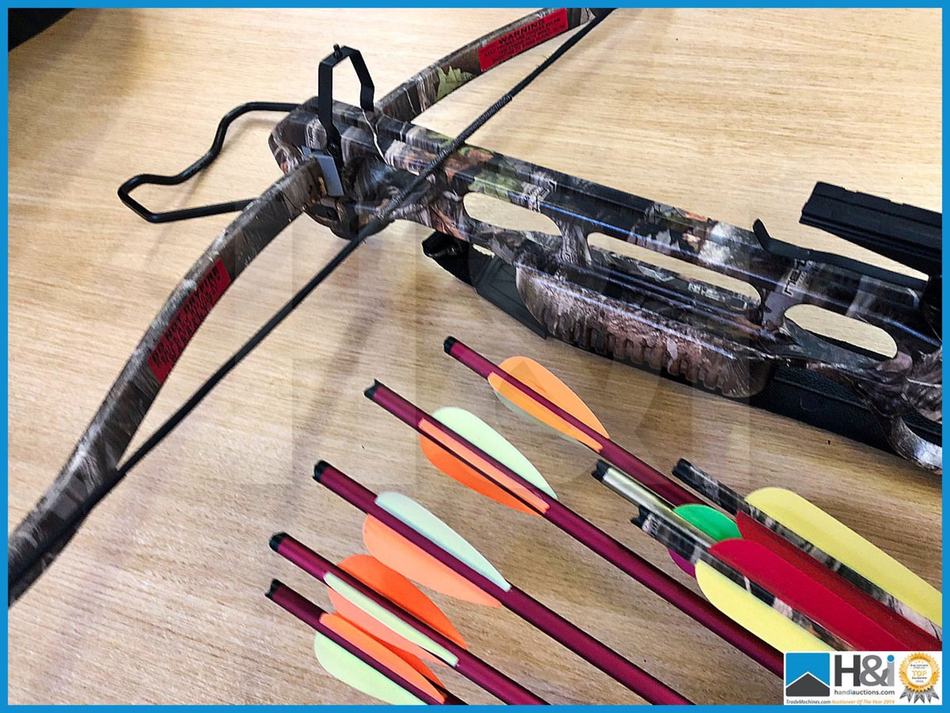 Jaguar Professional Crossbow with sight and selection of bolts superb condition with original bag - Image 2 of 8