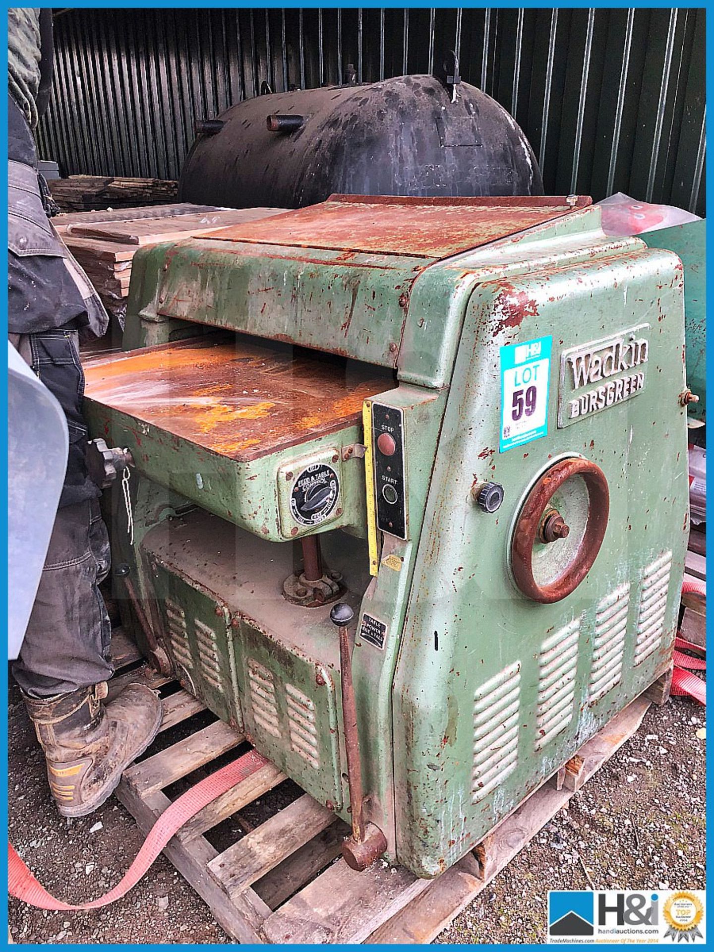Wadkin BAO 24" thickness planer 3 phase working, power rise and fall, needs cleaning, has been store - Image 5 of 6