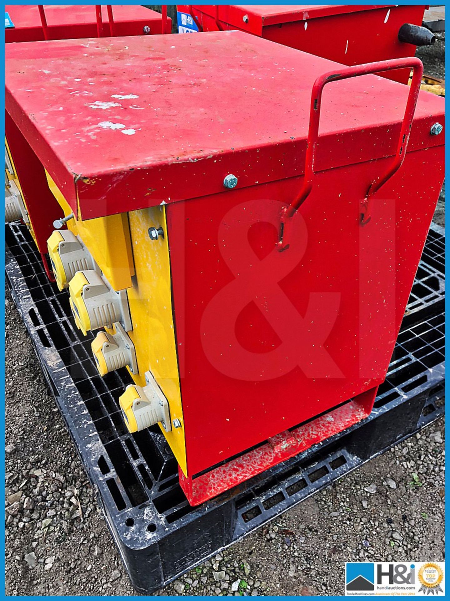 3 phase to 110v site transformer. Appears to be in excellent condition - Image 3 of 3