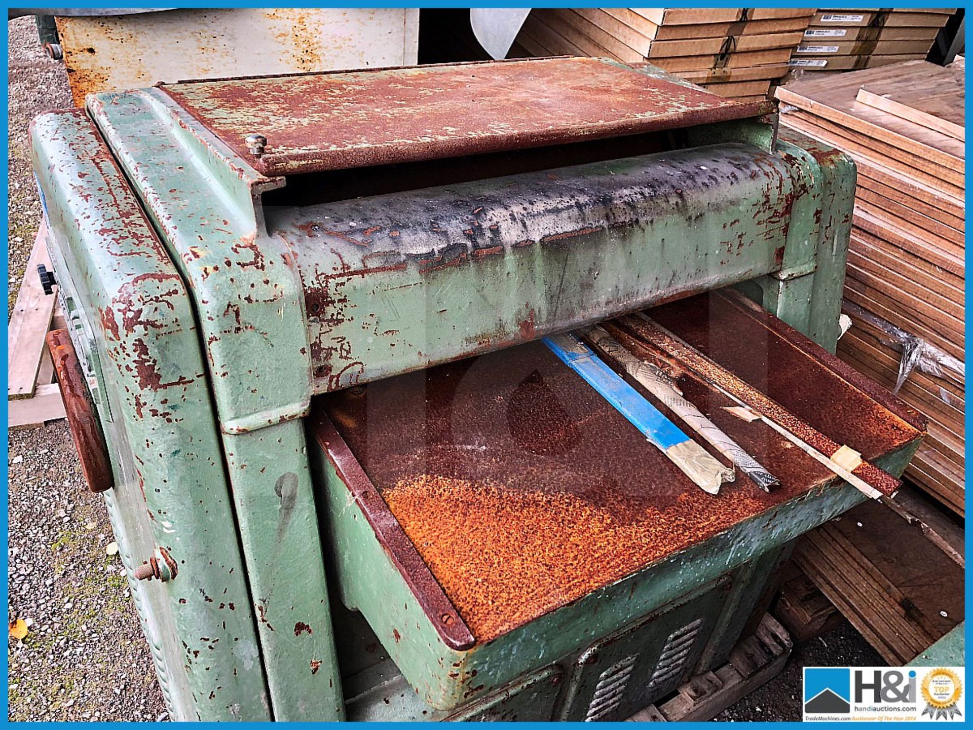 Wadkin BAO 24" thickness planer 3 phase working, power rise and fall, needs cleaning, has been store - Image 4 of 6