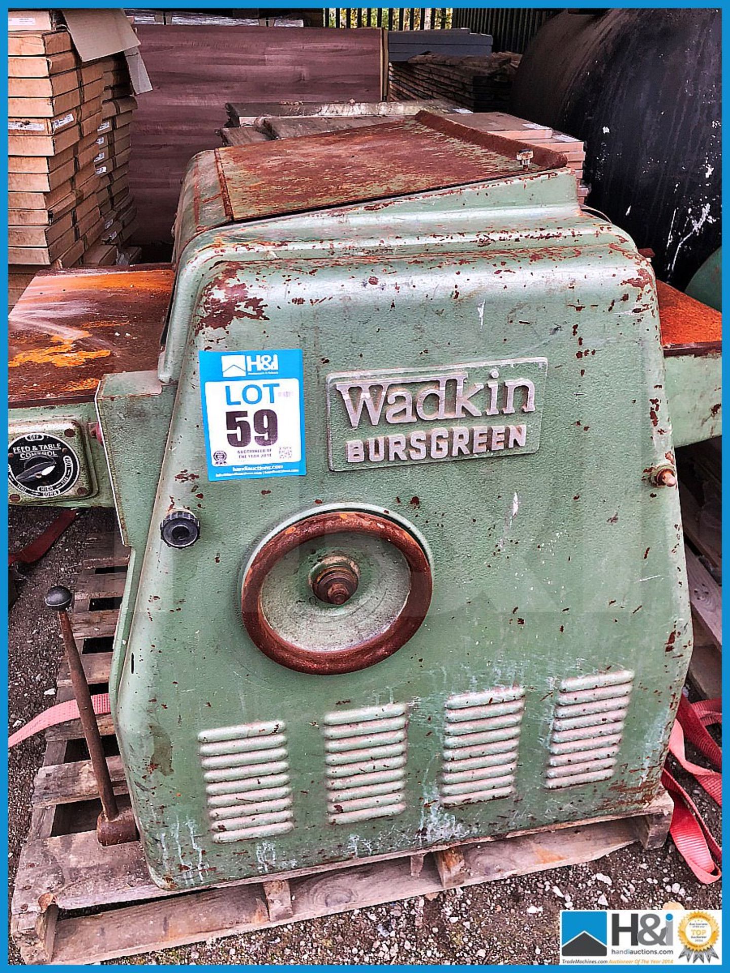 Wadkin BAO 24" thickness planer 3 phase working, power rise and fall, needs cleaning, has been store - Image 2 of 6