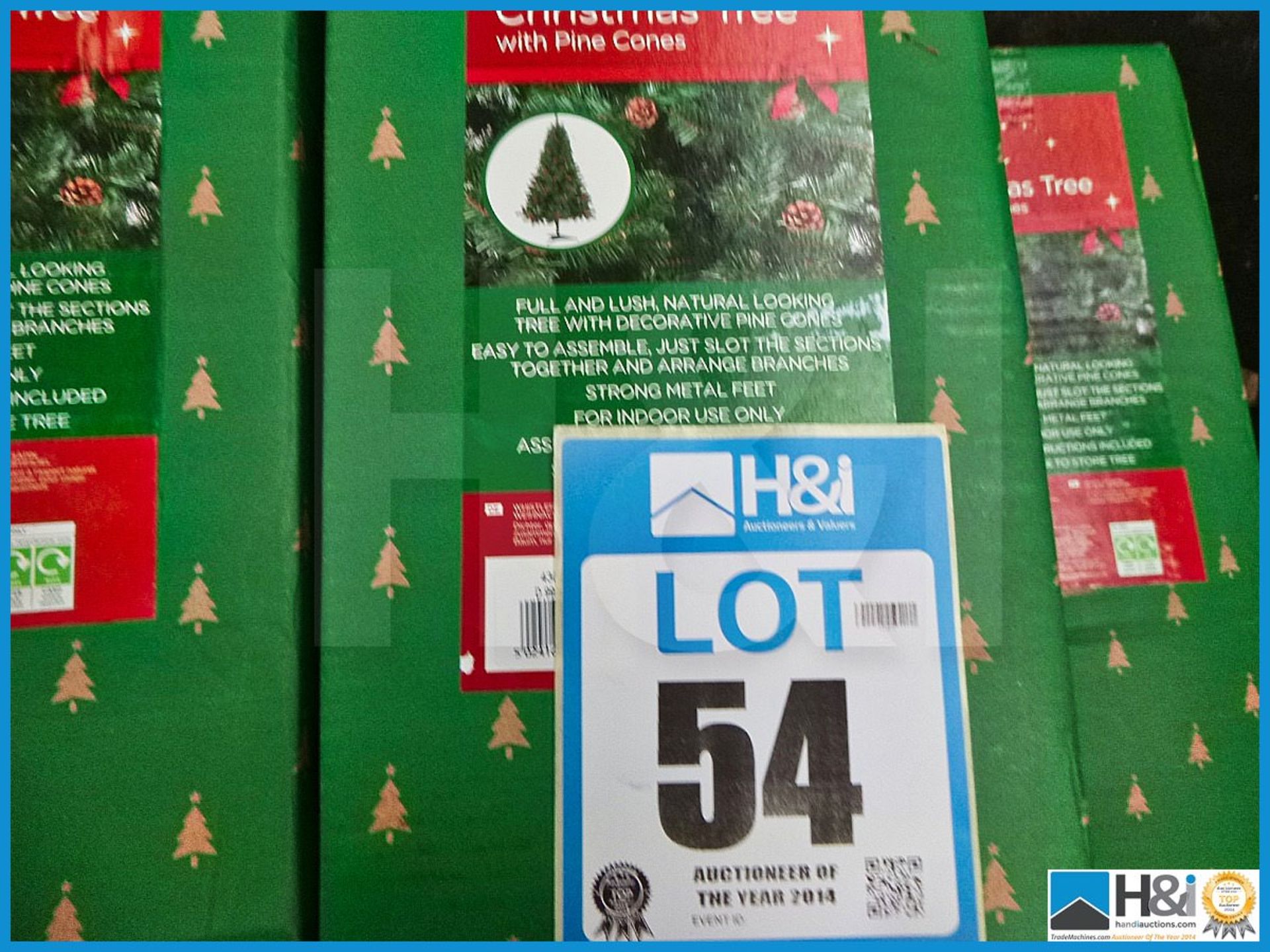 GARDMAN ARTIFICIAL 6' WHISTLER FROSTED CHRISTMAS TREE WITH CONES, 43029XS, RRP £85.99, FULL AND LUSH