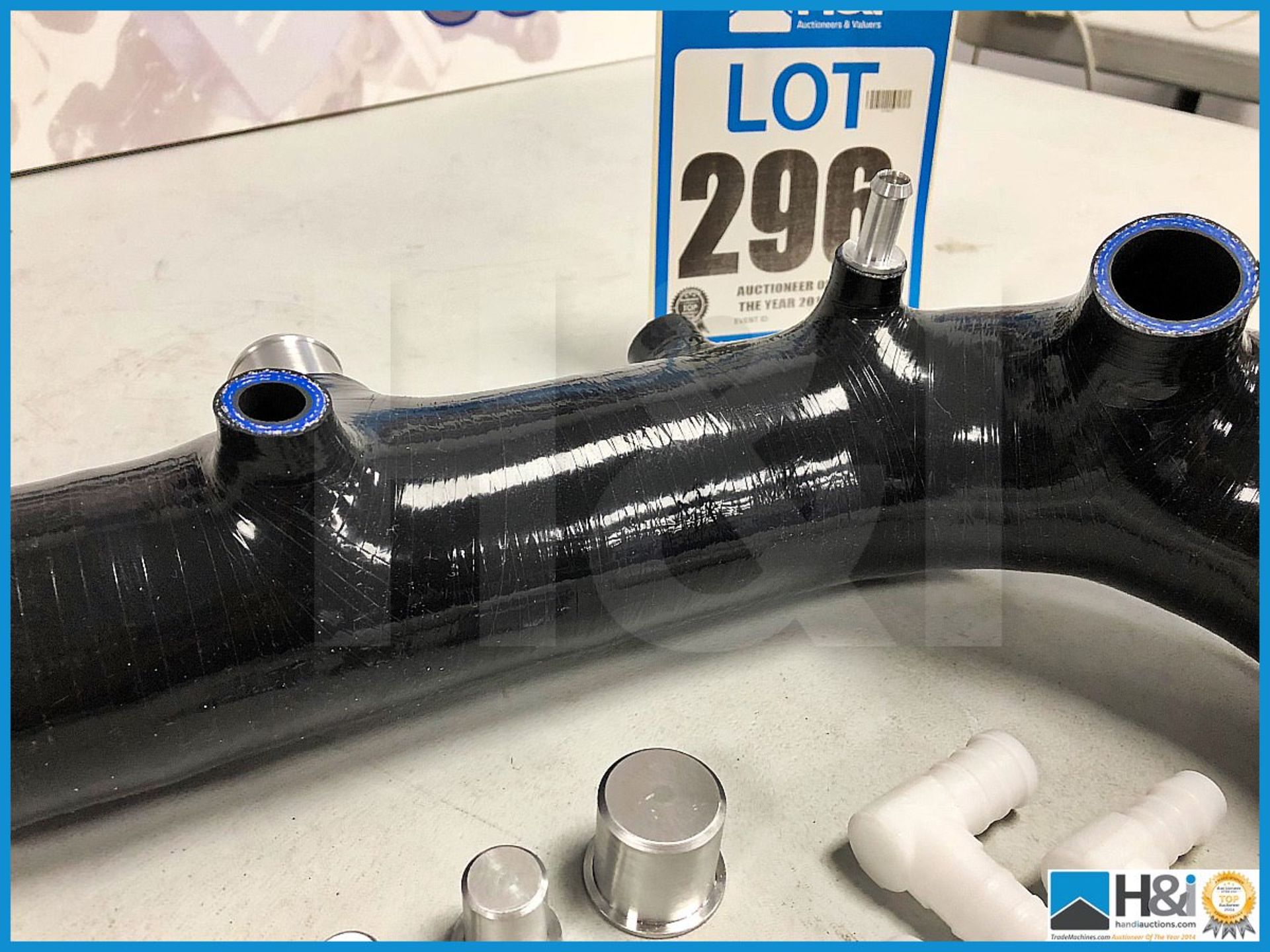 3 x Subaru intake pipe - silicone. Code: 20019062. Lot 104. RRP GBP 740 - Image 4 of 5