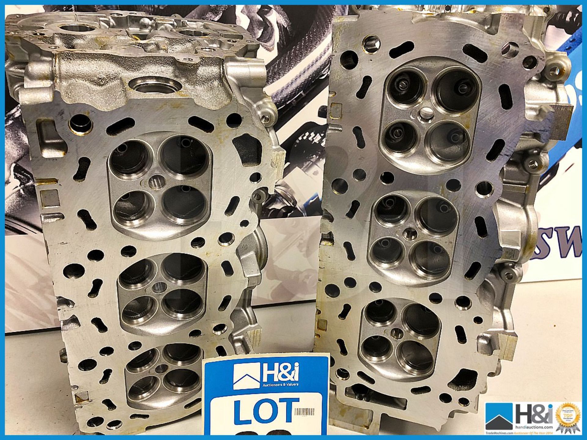 1 x Nissan VQ35 350z Cylinder head assy RH & LH Nissan 300HP. Code: PR8036 & PR8035. Lot 208 & 209 - Image 2 of 2