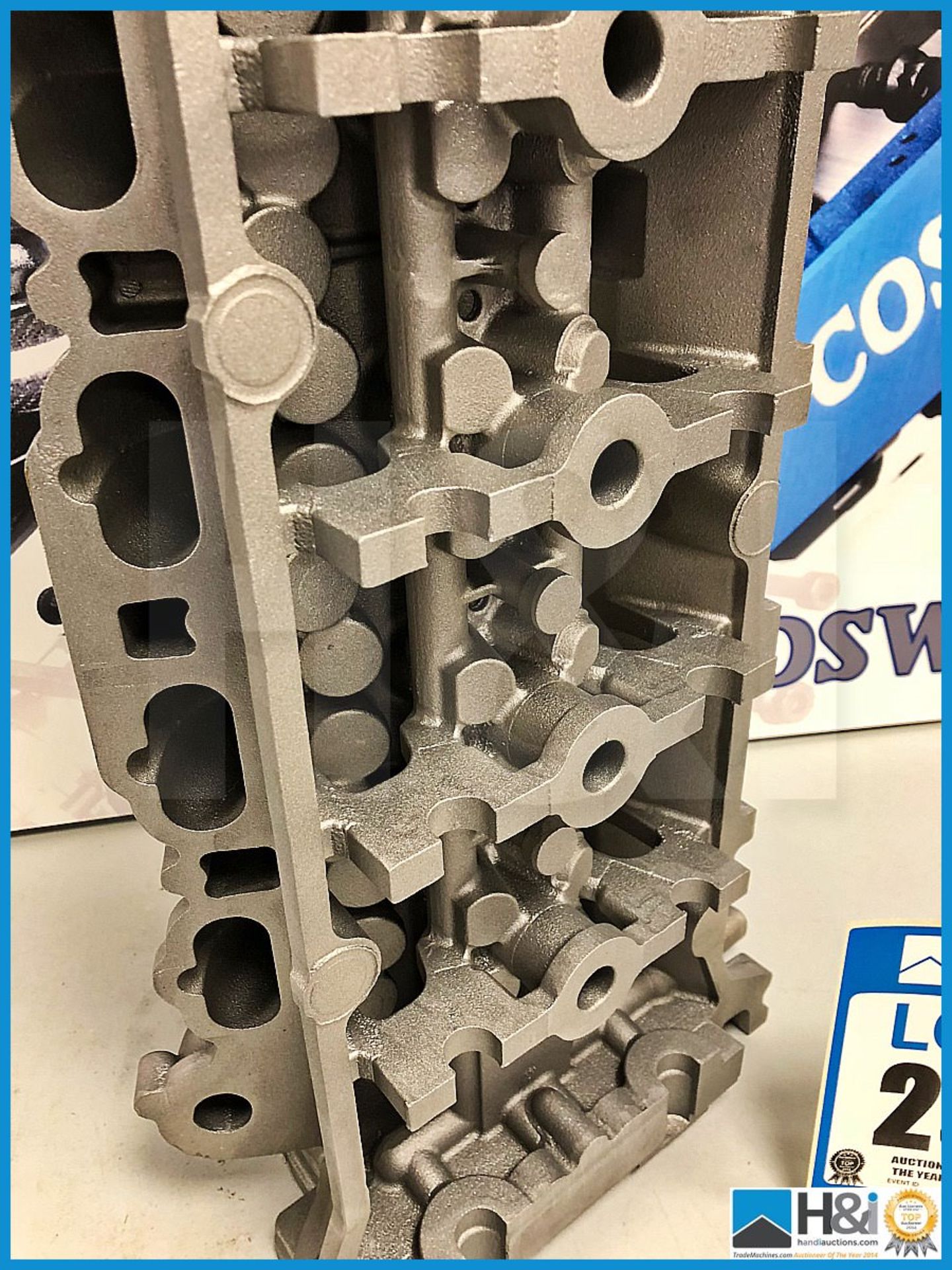 1 x Cosworth V12 JF casting cylinder head LH. Code: 20015566. Lot 224 - Bild 3 aus 5