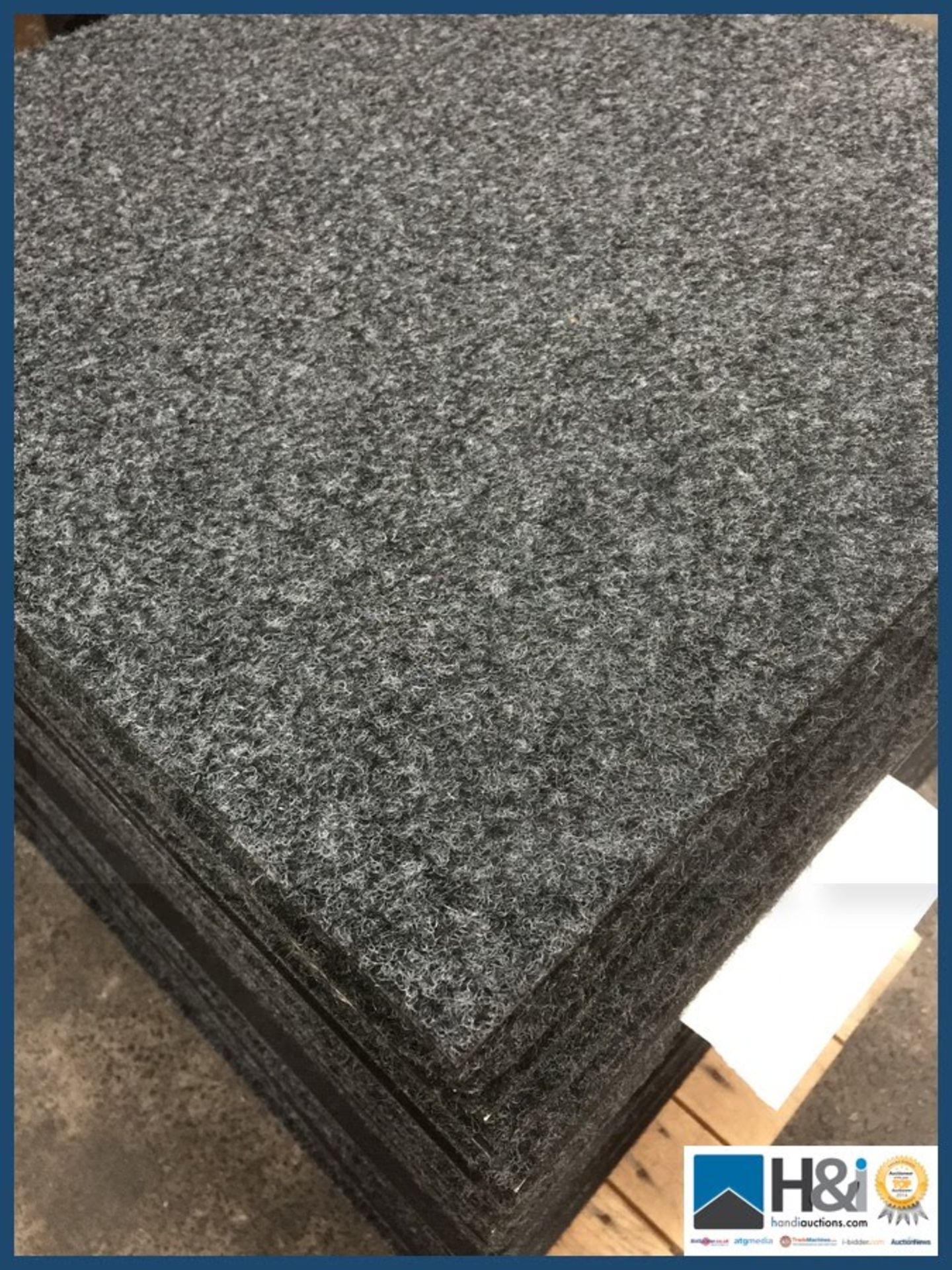 Burmatex contract carpet tiles. Design:Rialto. Colour:Charcoal Grey. 80 tiles total 20m2. RRP GBP 40 - Image 4 of 4