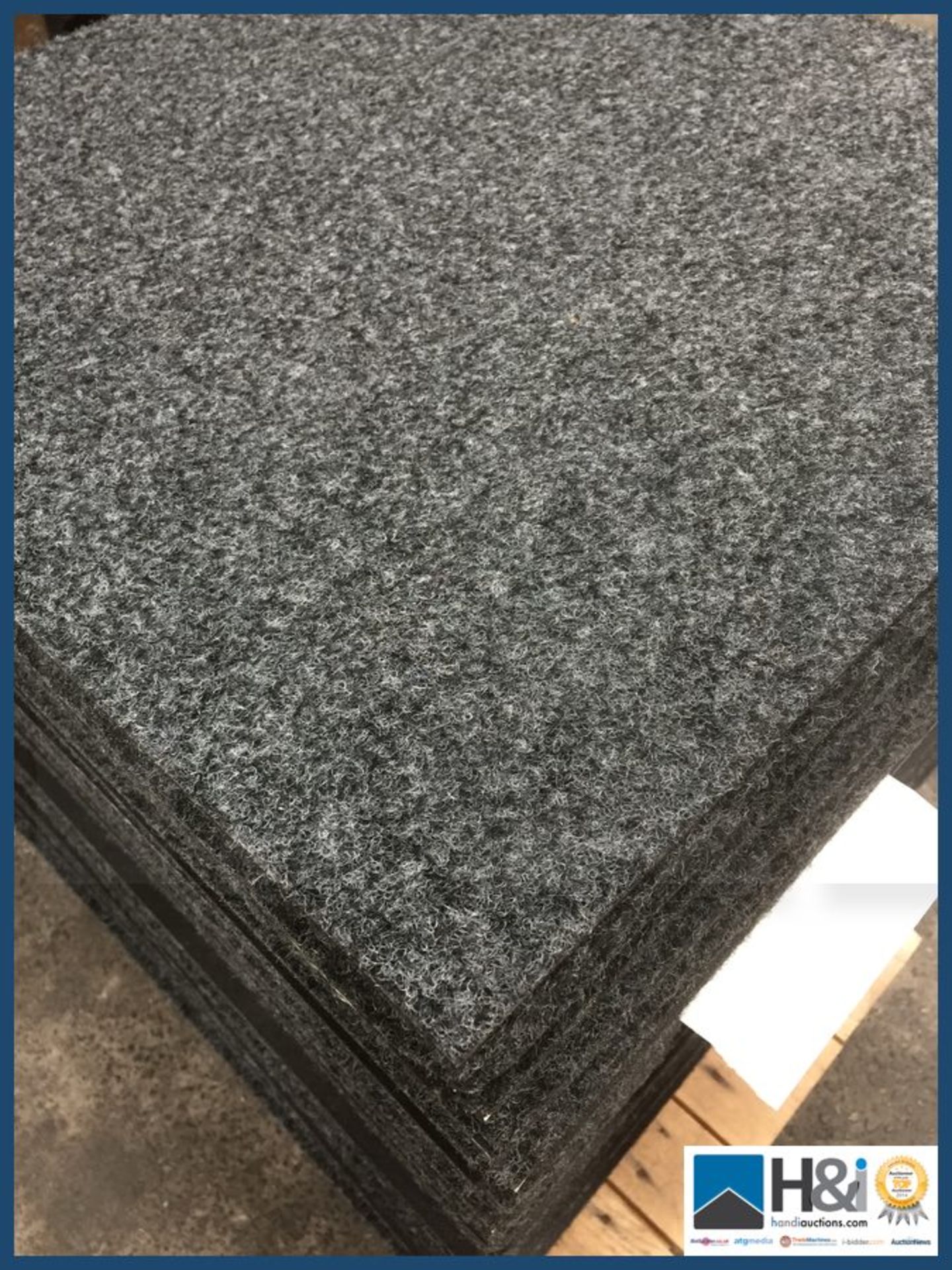 Burmatex contract carpet tiles. Design:Rialto. Colour:Charcoal Grey. 80 tiles total 20m2. RRP GBP 40 - Image 3 of 4