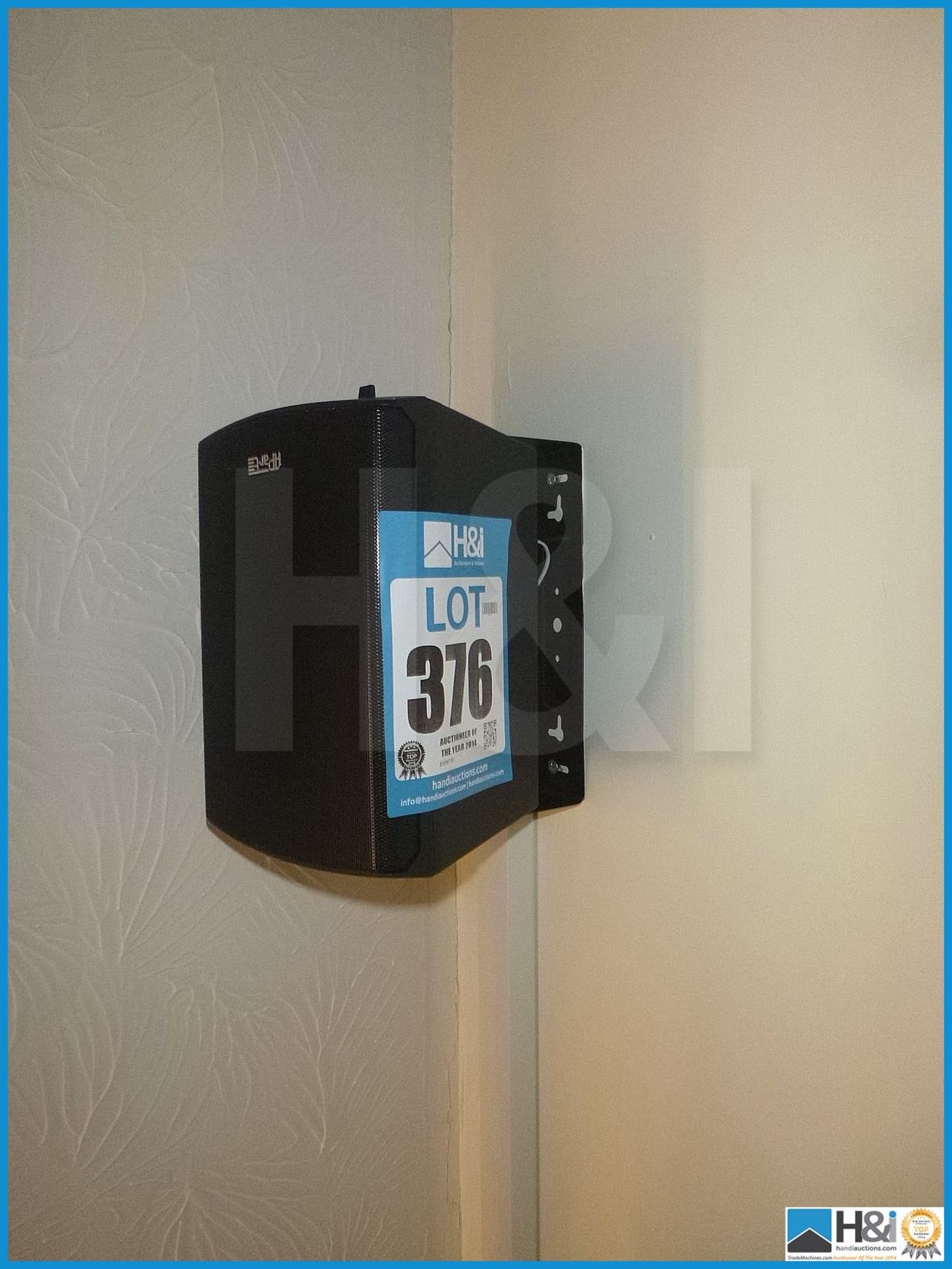 APART' WALL MOUNTED SPEAKERS, BUYER TO DISCONNECT AND REMOVE