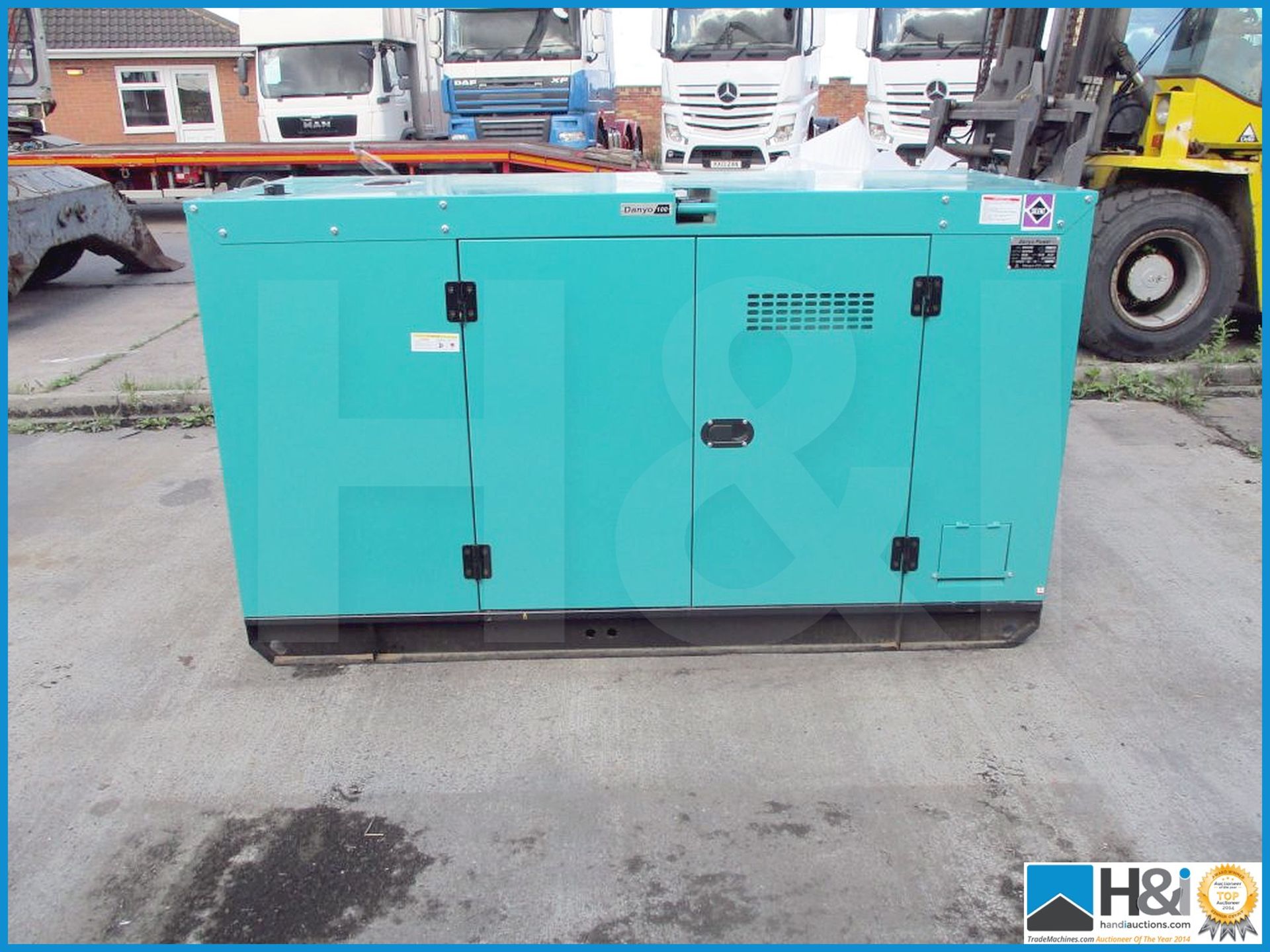 Brand new, unused Danyo 100KvA diesel generator. No oil or water and ready for transportation. Singl - Bild 5 aus 6