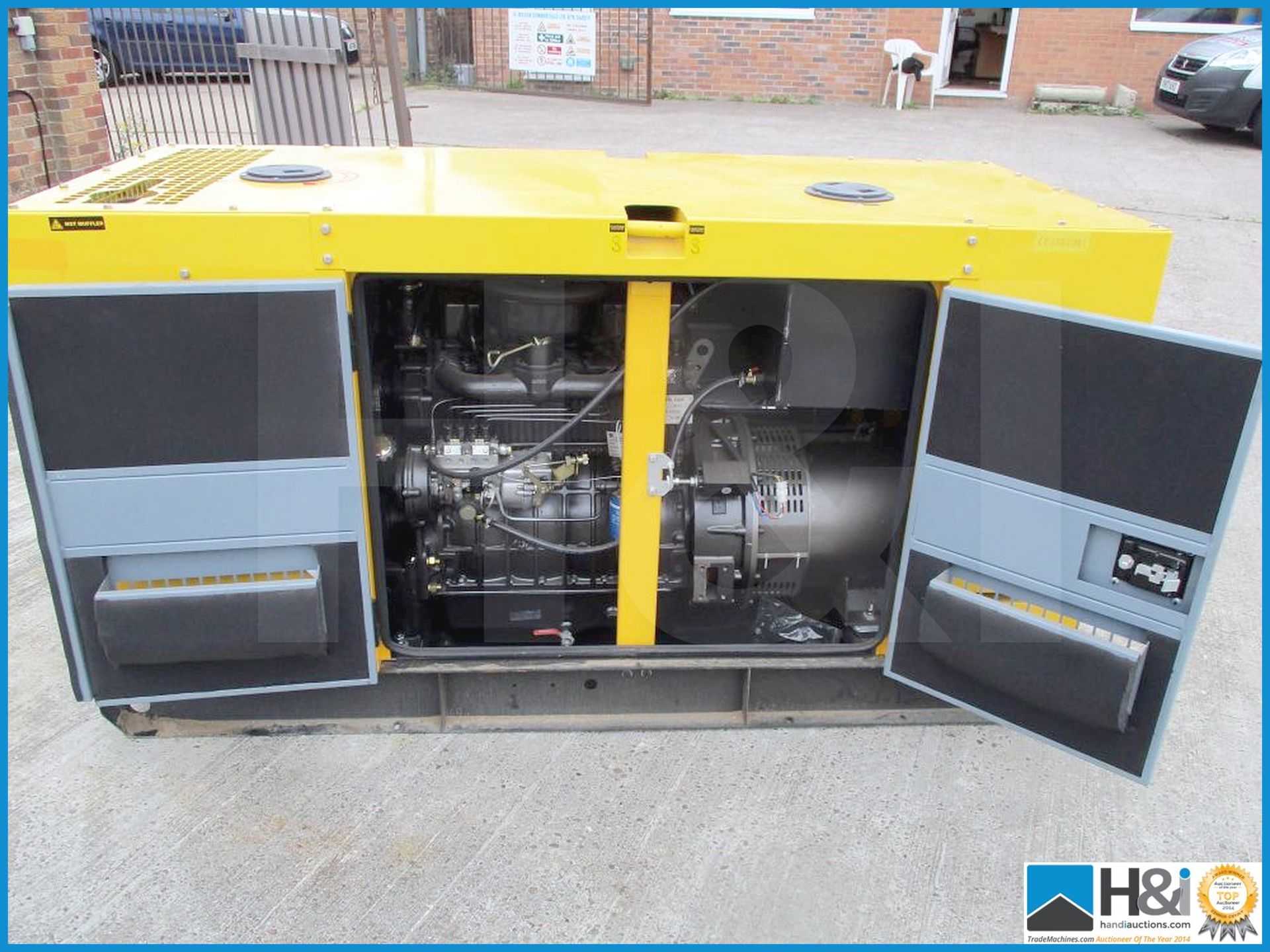 Brand new, unused Kawakenki KK-30KvA diesel generator. No oil or water and ready for transportation. - Bild 4 aus 4