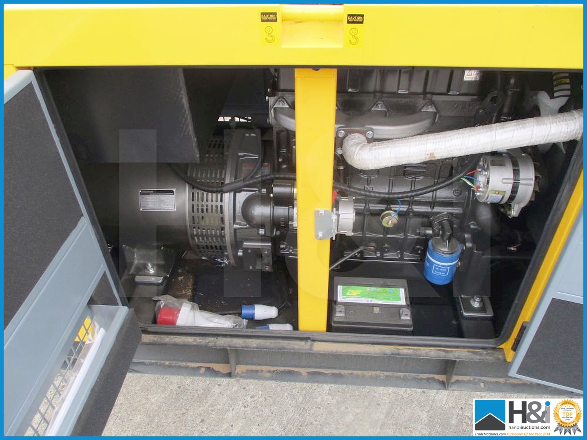 Brand new, unused Kawakenki KK-30KvA diesel generator. No oil or water and ready for transportation. - Bild 2 aus 4