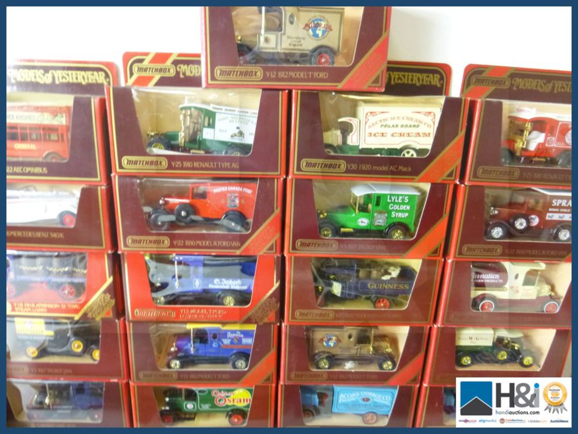 X35 Large amount of Matchbox yesteryear assorted vehicles make great display. - Image 3 of 4