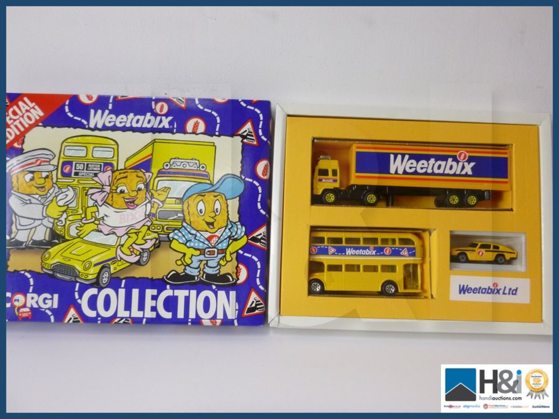 Corgi Weetabix collection 1 bus, 1 lorry, 1 car . - Image 2 of 3