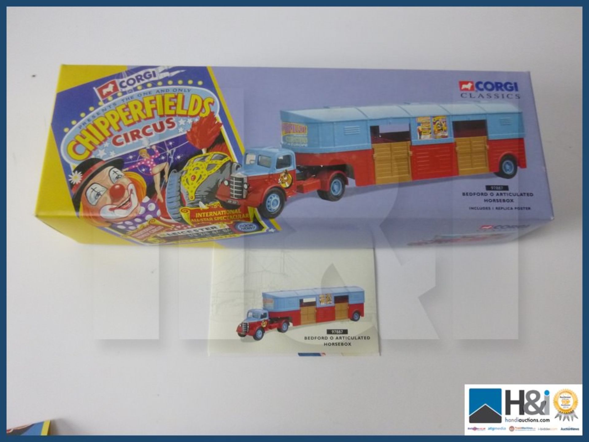 Corgi classics fine selection of Chipperfields circus new and boxed. - Image 7 of 12