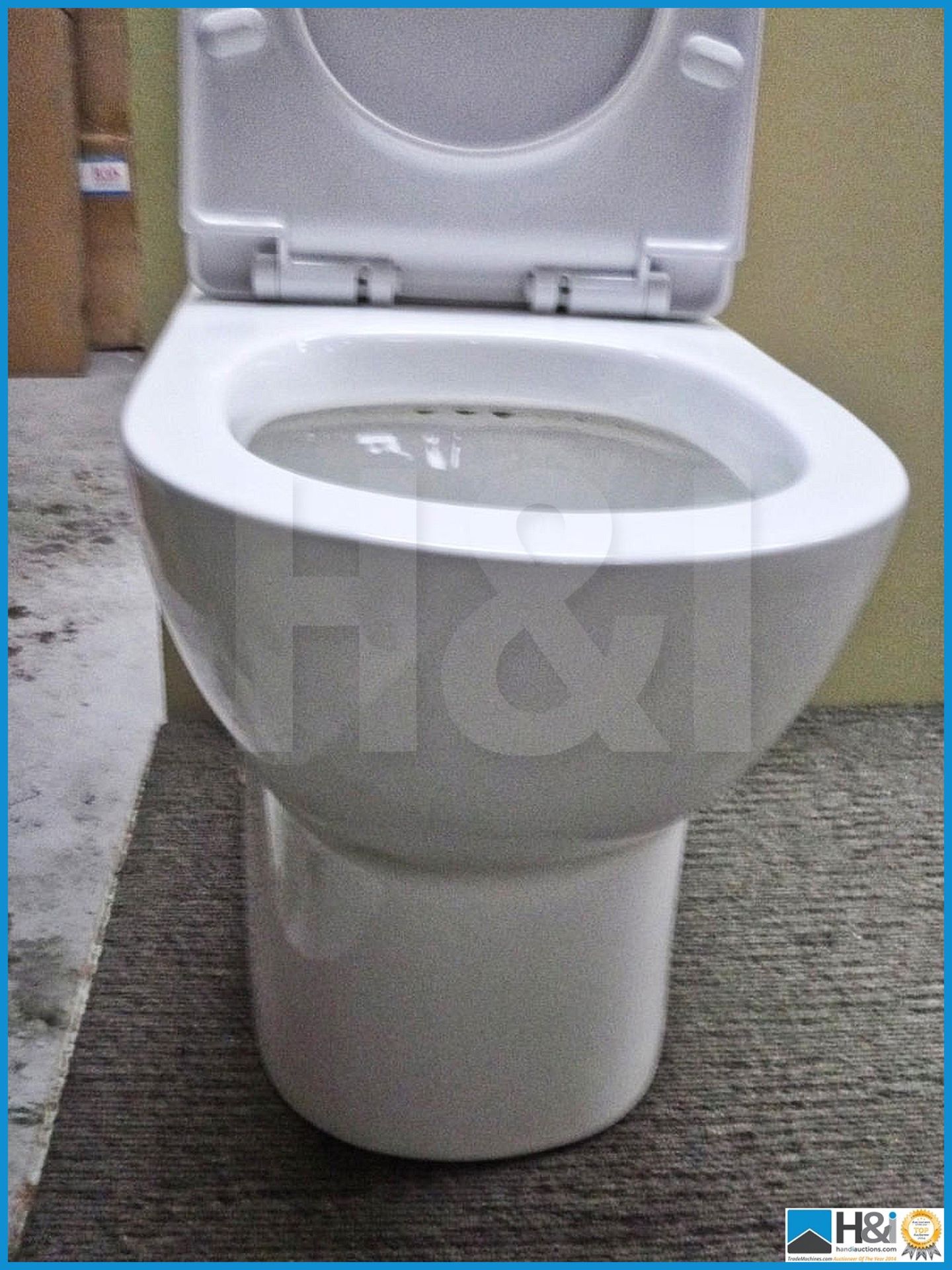 Modern K05 full facia WC toilet complete with sandwich soft close seat. RRP £599. - Image 3 of 3