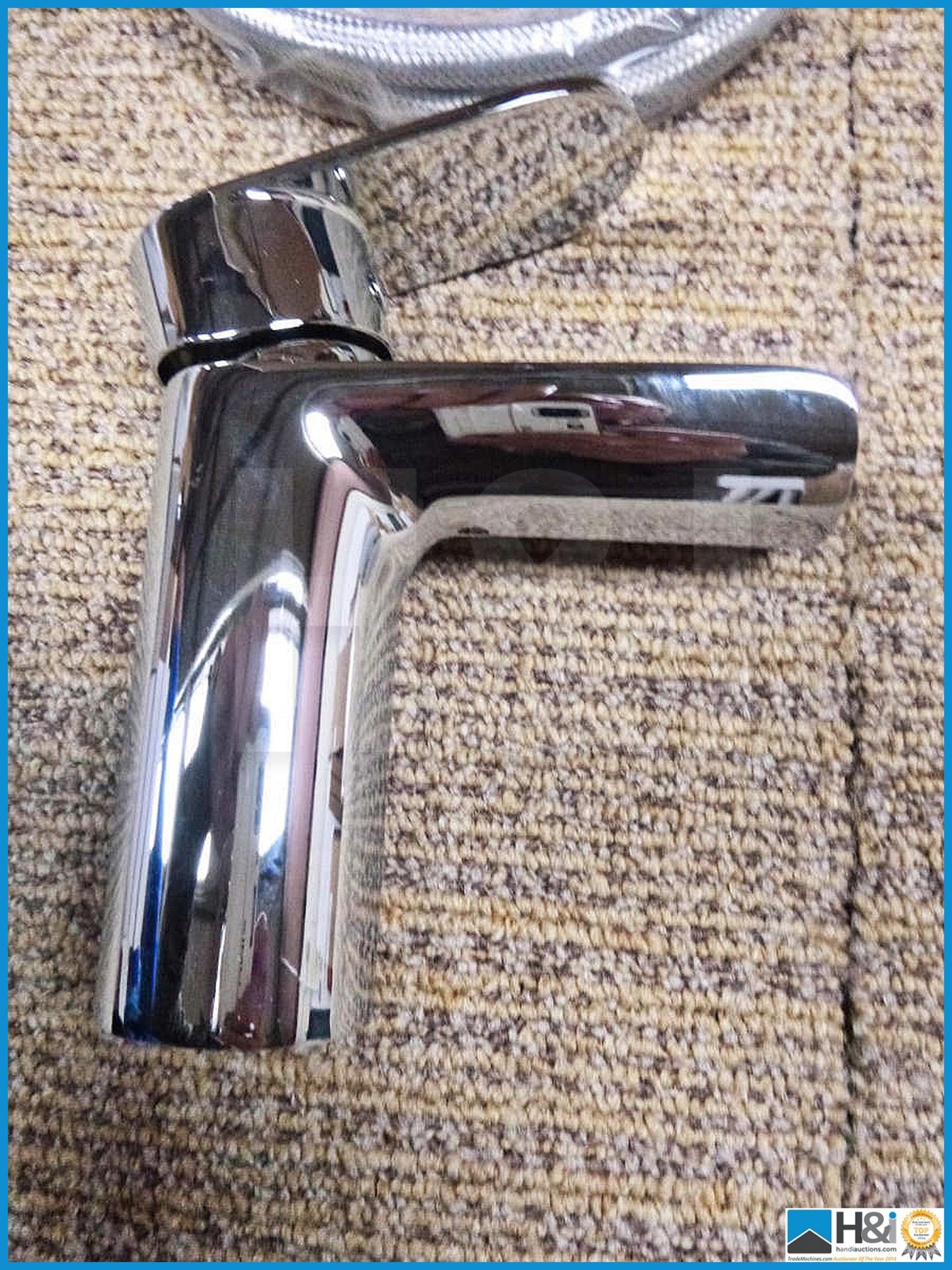 Ultra Flume chrome open spout mono basin mixer with click clack waste. - Image 3 of 5