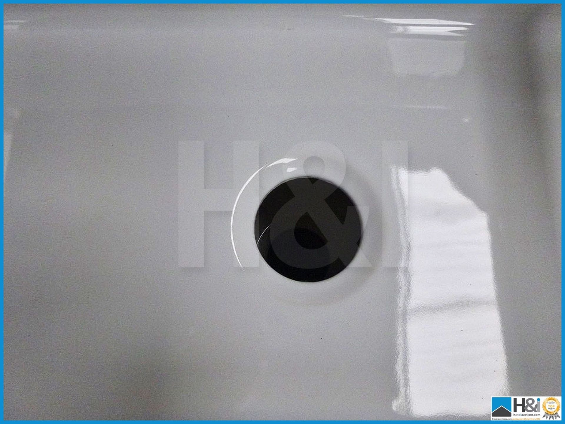 Fine Fireclay flute fronted single bowl Belfast sink 840 X 460 X 260 suitable for inset or counterto - Image 4 of 4