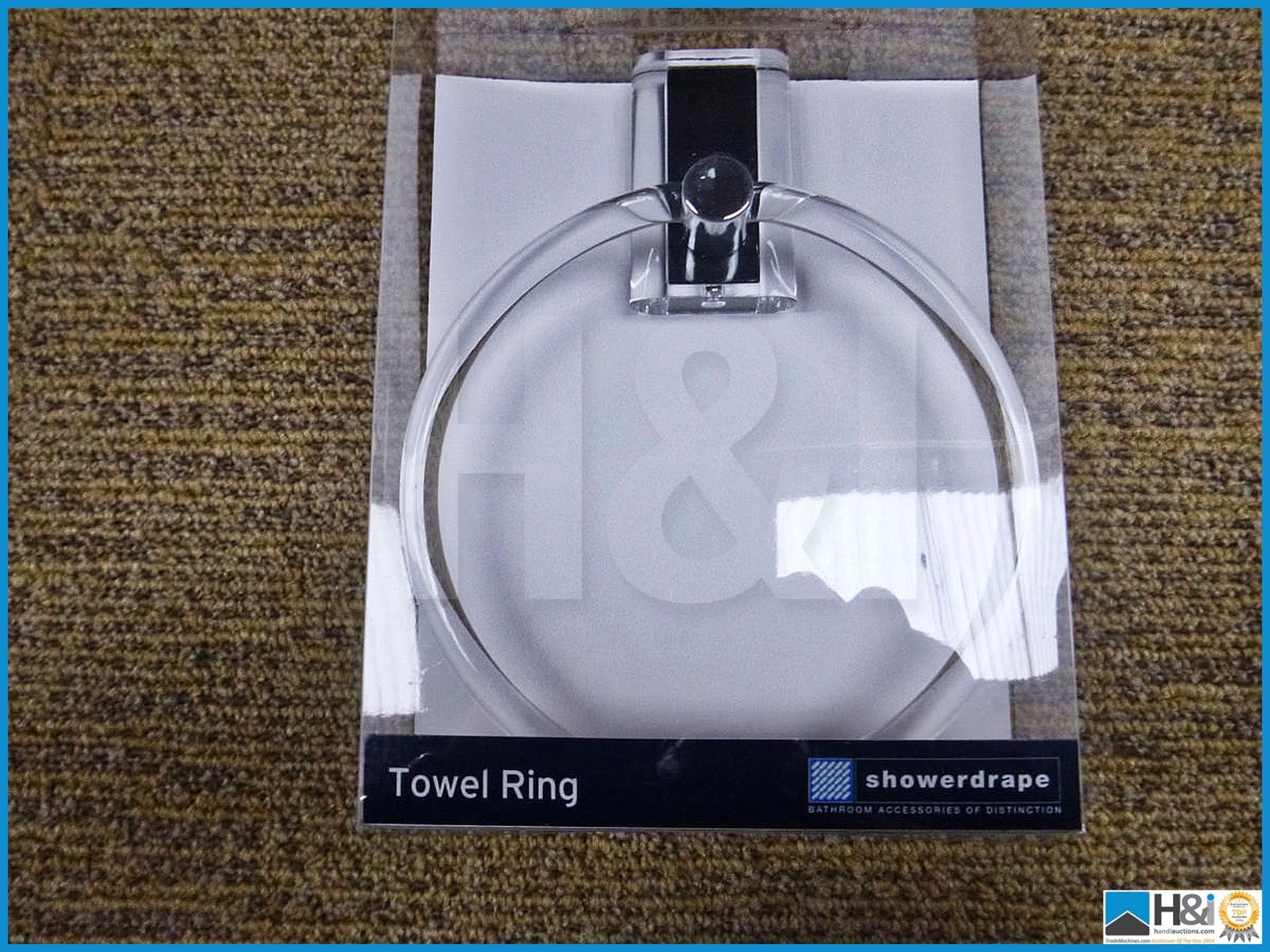 Showerdrape towel ring clear/black from the clarity collection. - Image 2 of 2