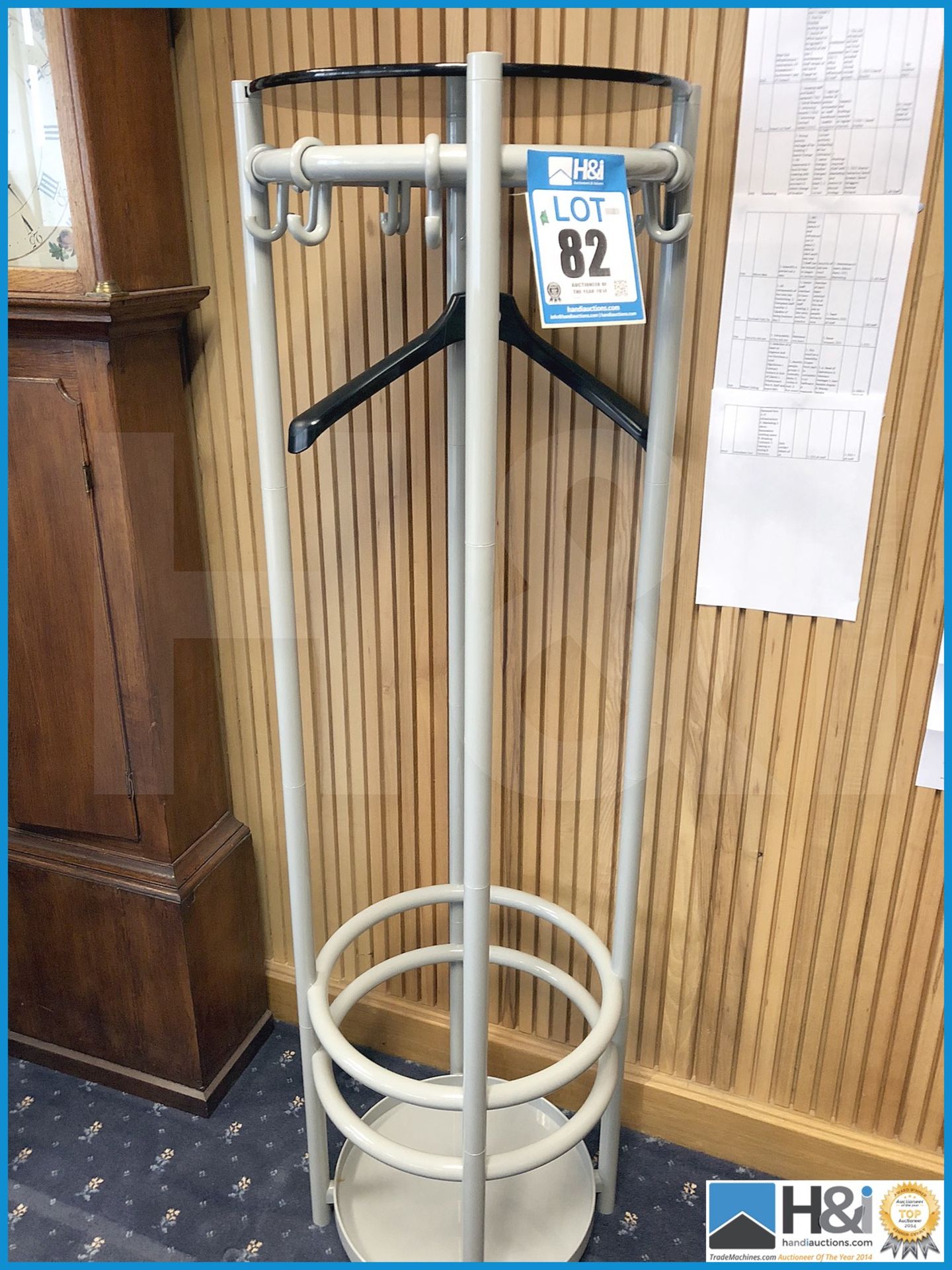 Coat stand