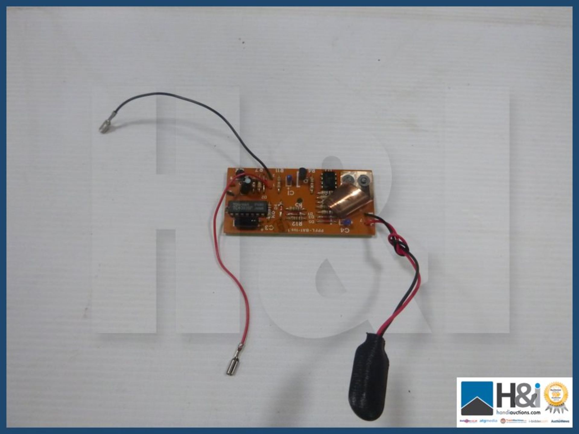 X 76 pcs piezo activated alarm board. - Image 2 of 3