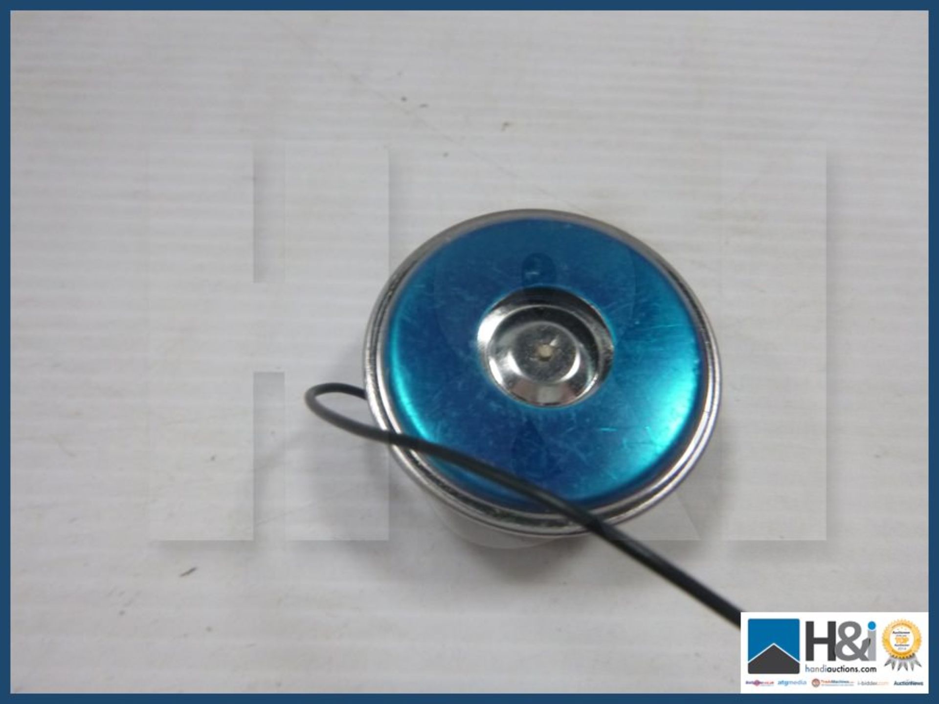 X 100 pcs metal buzzers. - Image 2 of 3