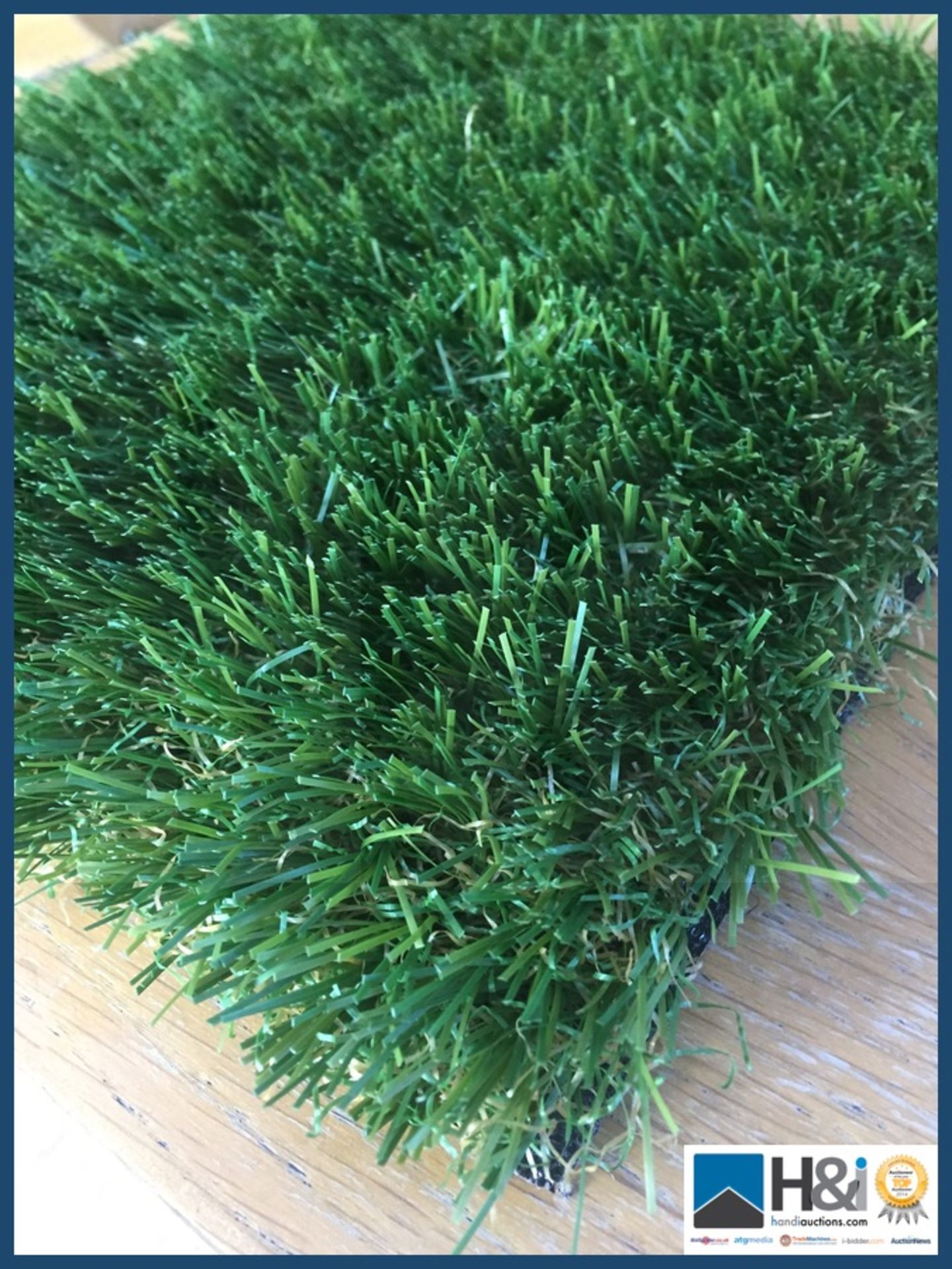 Playrite Nearlygrass Luxury Lawn Grass 45mm thickness. 15x2m total 30m2 per roll/lot. RRP GBP 1,350
