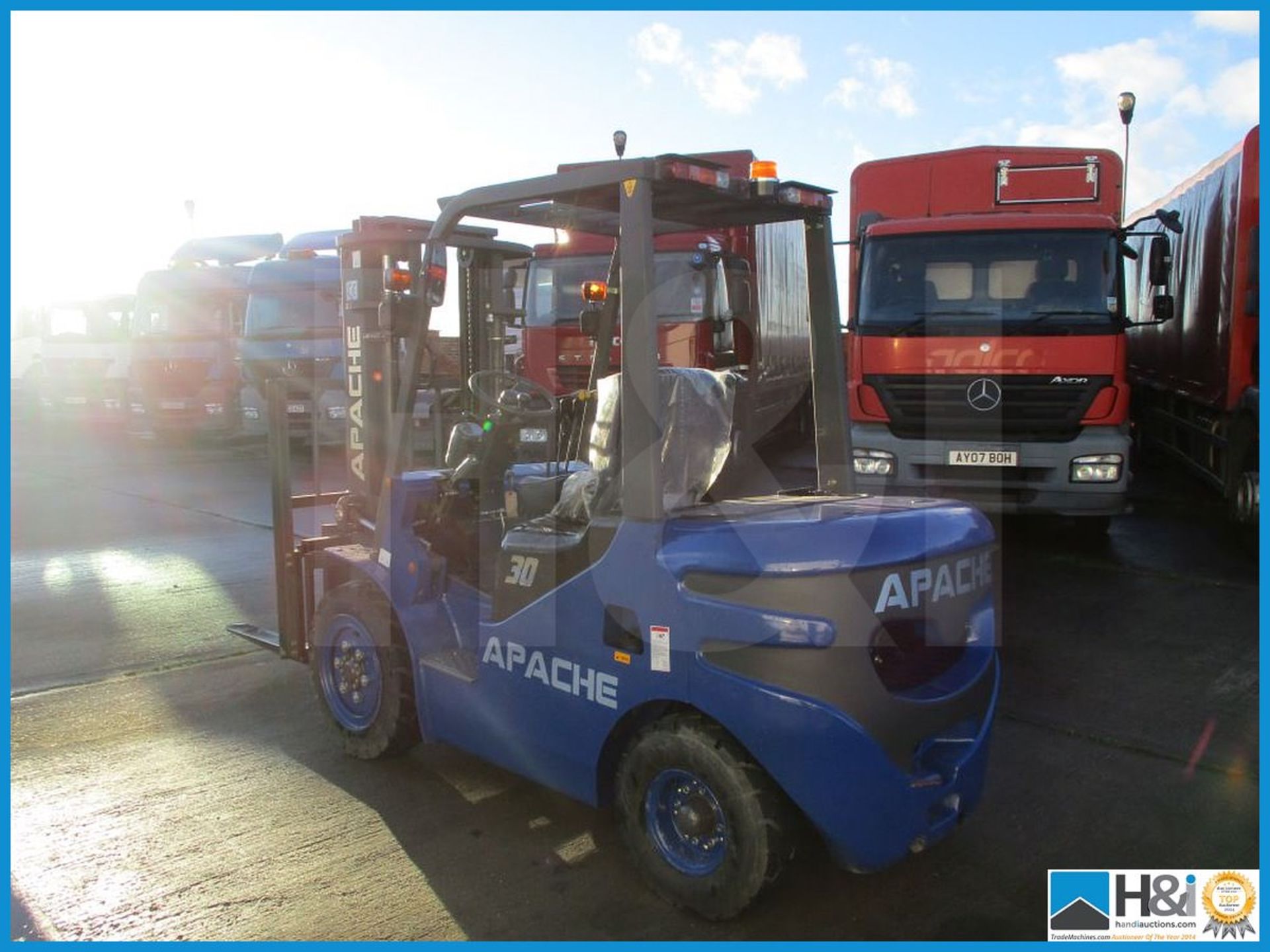 2018 Apache HH30Z-NI-D 3 Ton diesel forklift truck, 2 stage mast, automatic, side-shift - Image 10 of 19