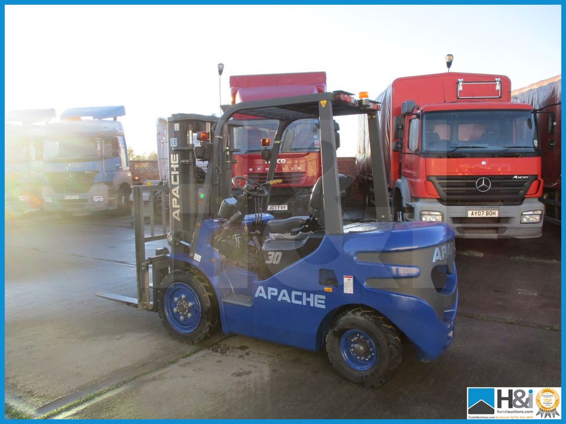 2018 Apache HH30Z-NI-D 3 Ton diesel forklift truck, 2 stage mast, automatic, side-shift - Image 5 of 19