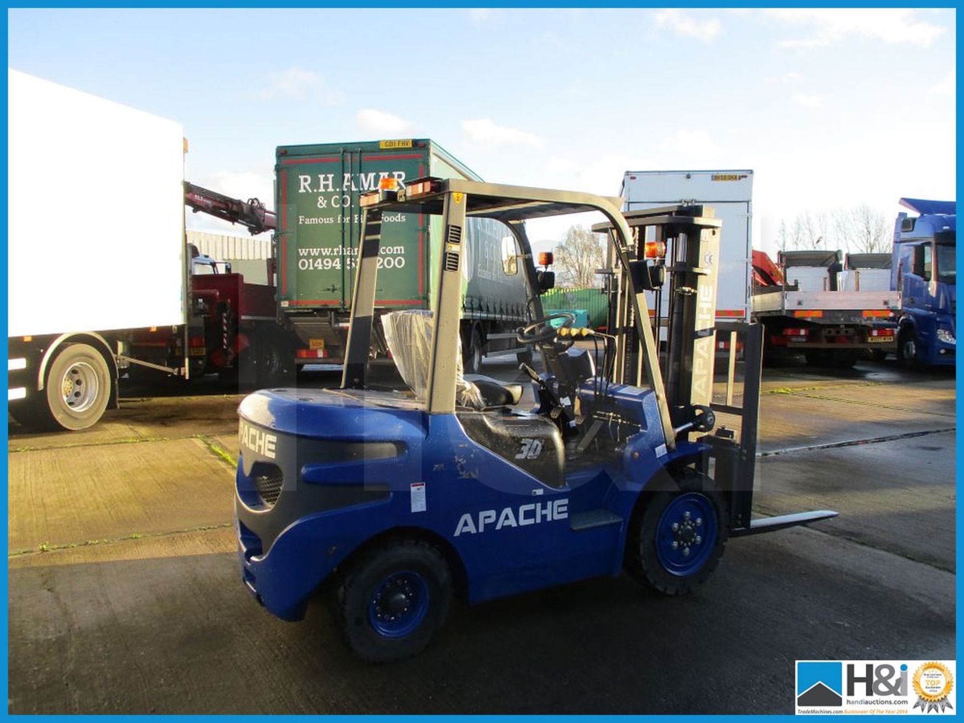 2018 Apache HH30Z-NI-D 3 Ton diesel forklift truck, 2 stage mast, automatic, side-shift - Image 9 of 19