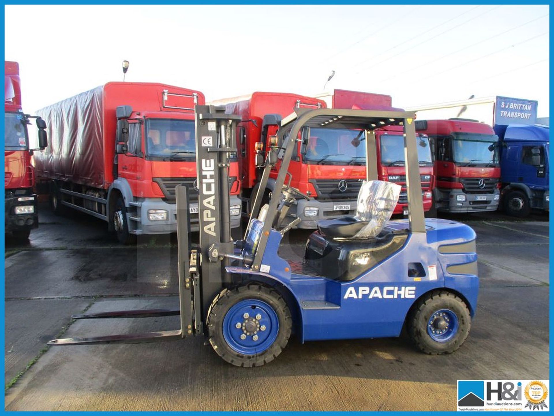 2018 Apache HH30Z-NI-D 3 Ton diesel forklift truck, 2 stage mast, automatic, side-shift