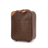 Louis Vuitton valise à roulettes Pégase 45 en toile enduite Monogram et cuir naturel taille cabine