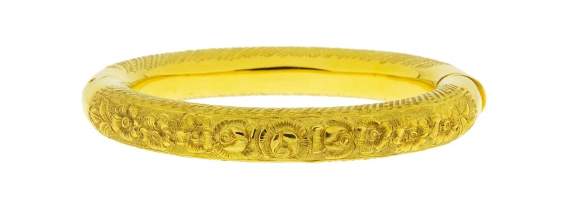 Bracelet jonc or 750 ciselé à décor floral circ. 17 cm 34g