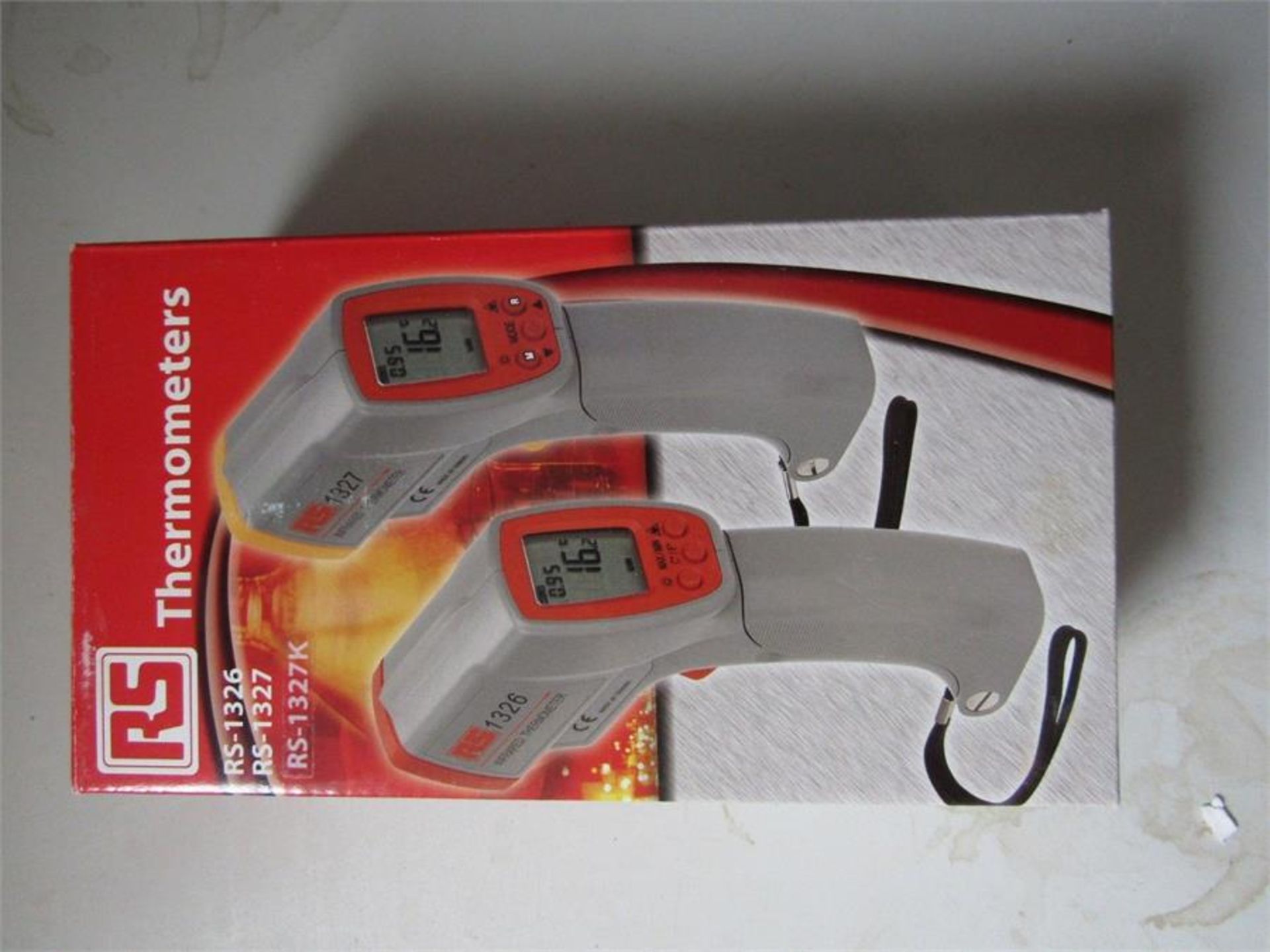 RS PRO RS-1327K IR Thermometer + socket for Type K thermocouple - T&M 411122 - Image 4 of 4