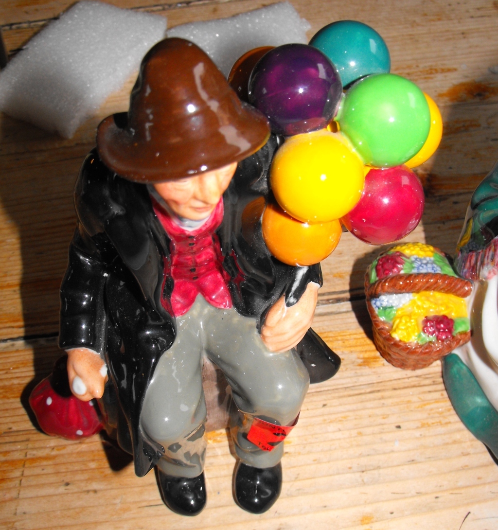 Pair of Royal Doulton Figures of The Balloon Man and the Old Balloon Seller. - Image 2 of 3