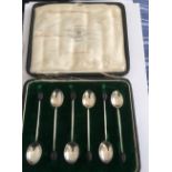 Vintage Boxed Set of Mappin&Webb Silver Coffee Bean Spoons.