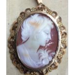 18ct Gold Cameo Brooch.