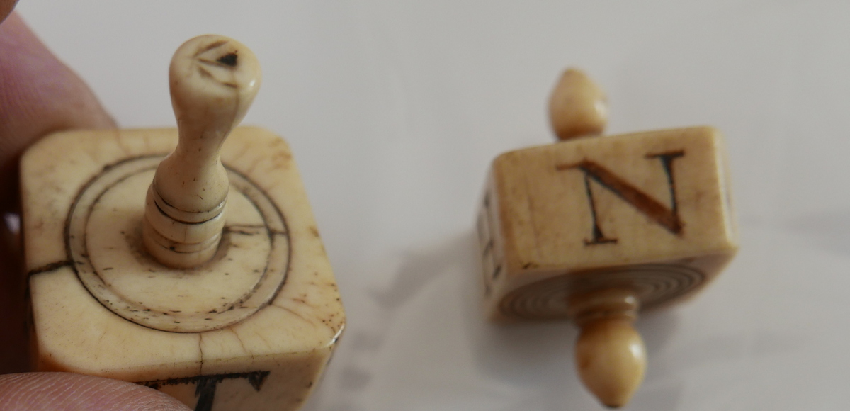 Pair of Antique Ivory Sailors Scrimshaw Gambling Spinners. - Image 4 of 6