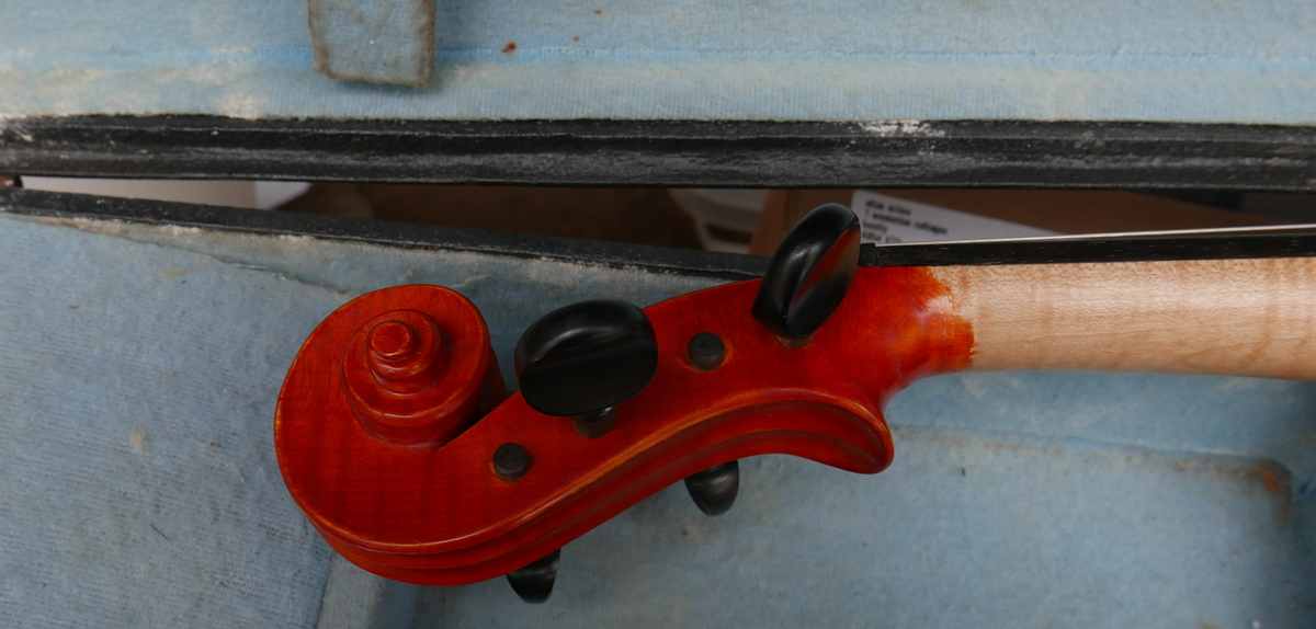 Violin by A Robertson, Garmouth, Morayshire made in 2002 - 14 1/2" back - length 23 1/2" - Bild 4 aus 9