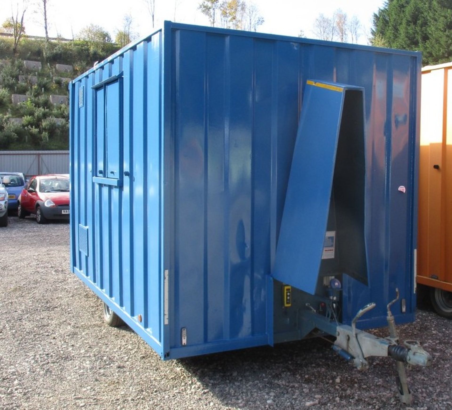 GROUNDHOG WELFARE UNIT C/W GENERATOR WC & KITCHENAREA GH2431 - Image 2 of 10