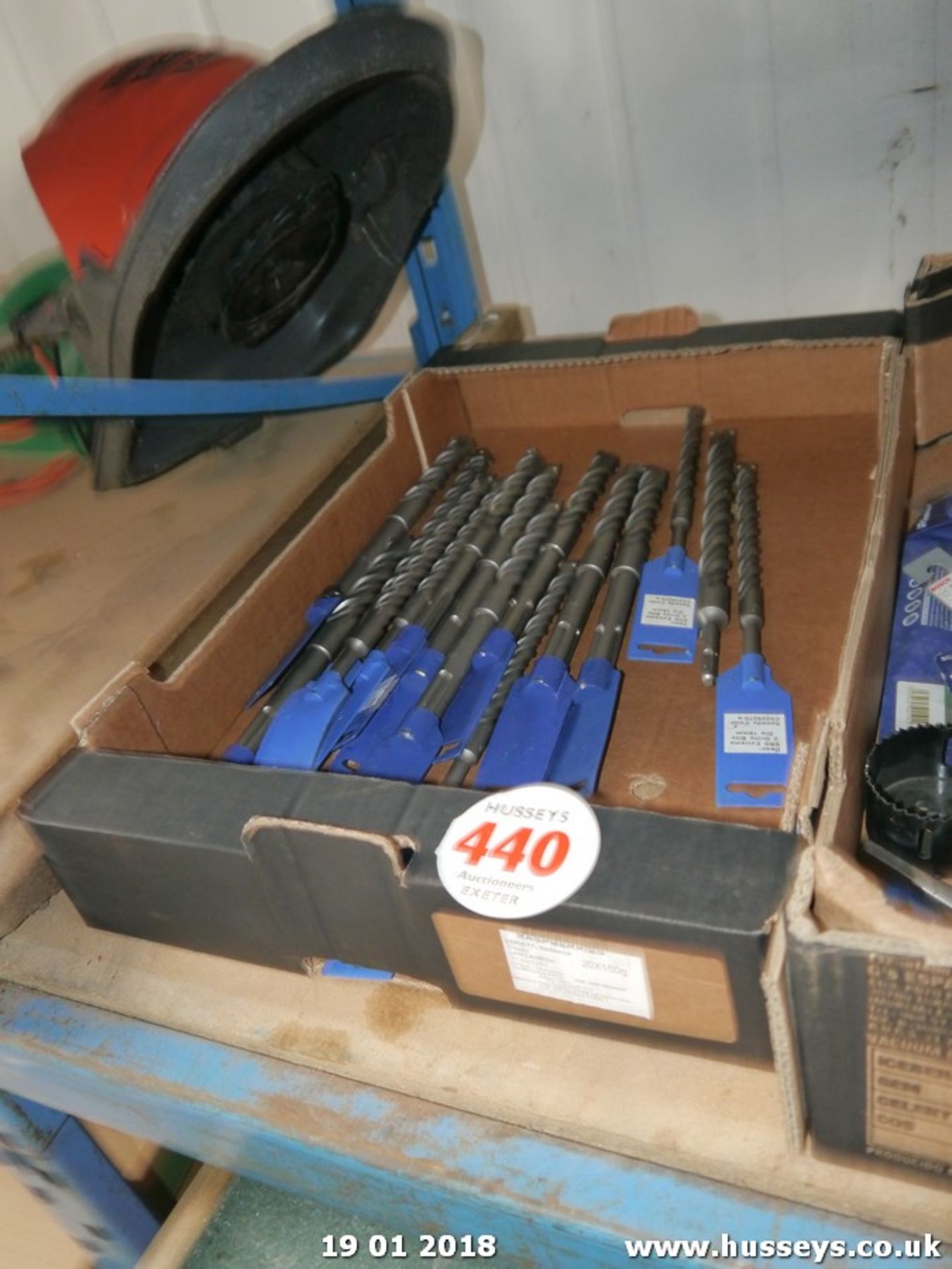 BOX OF HD DRILL BITS