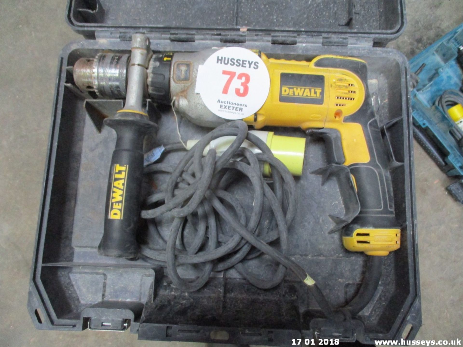 DEWALT DRILL