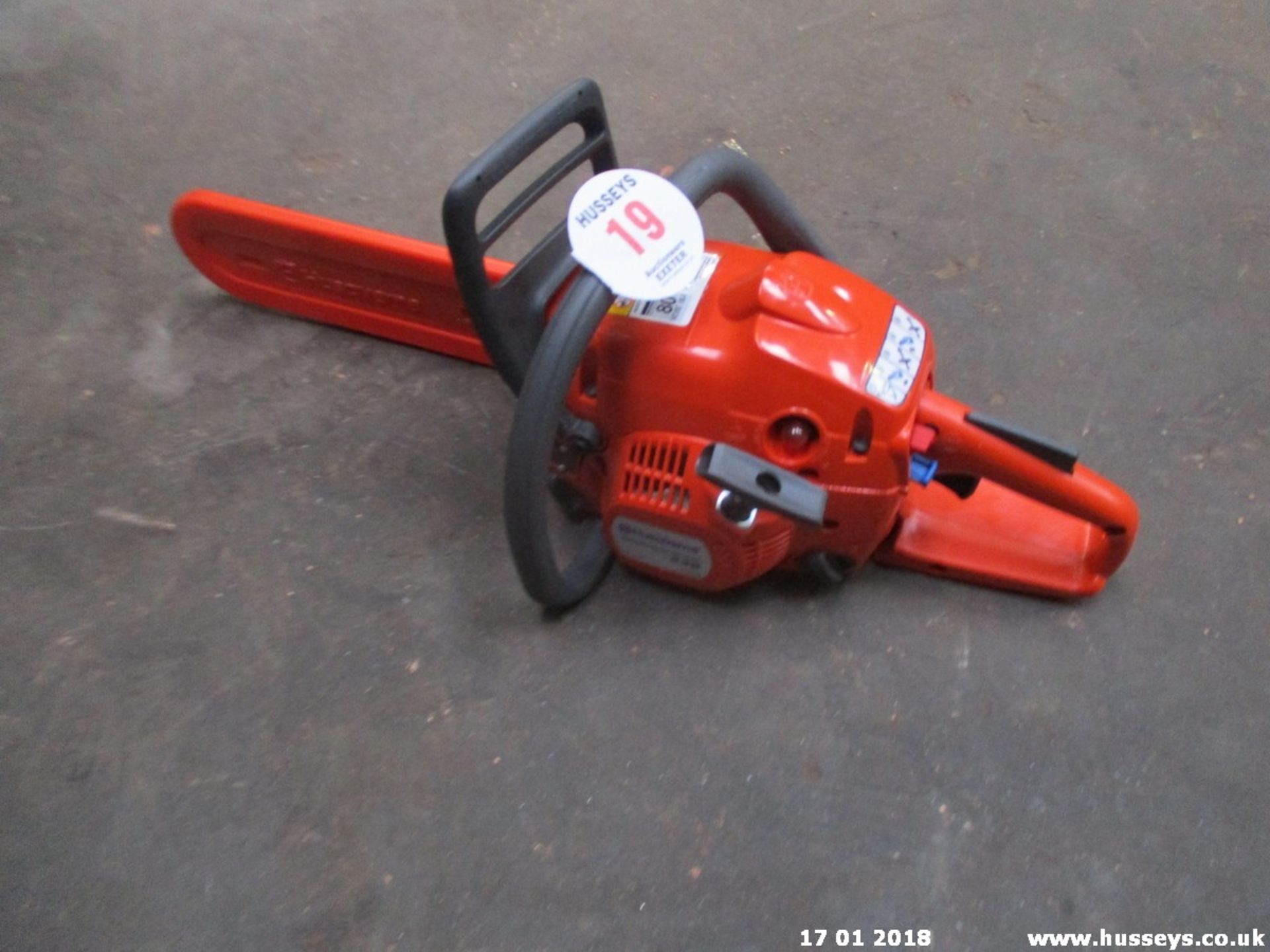 HUSQVARNA 236 CHAINSAW