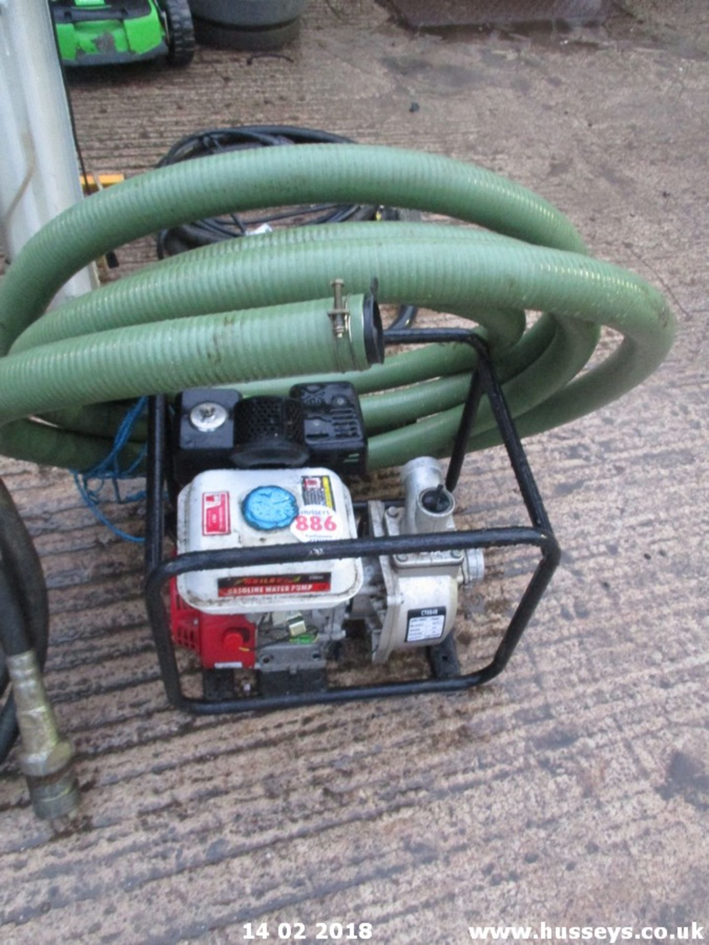 WATER PUMP C/W HOSE