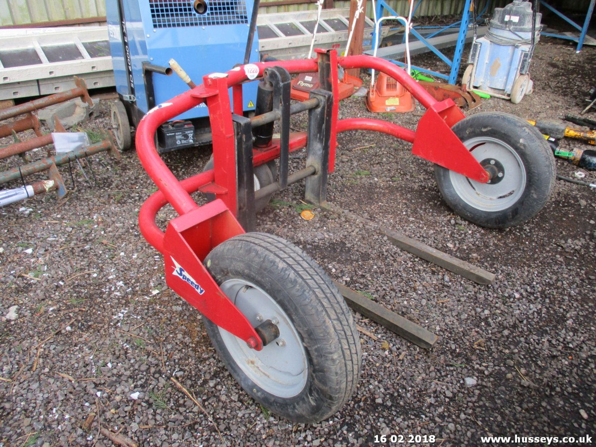 ROUGH TERRAIN PALLET FORKS