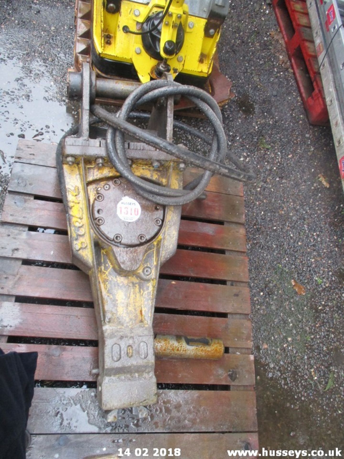 ATLAS COPCO SB300 BREAKER 2470248