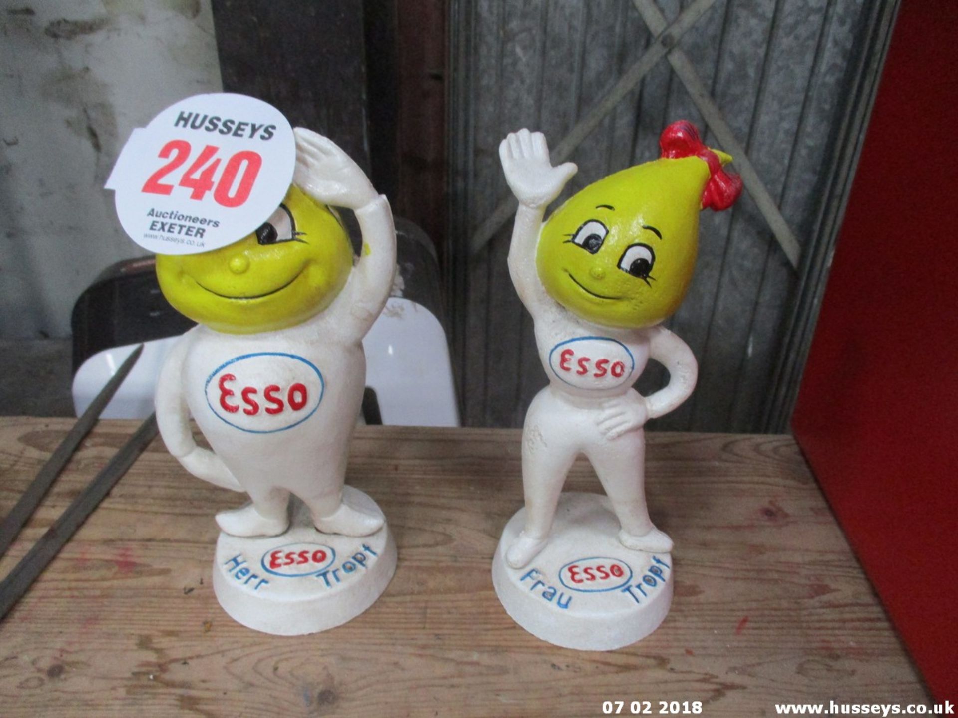 2 ESSO CHARACTERS